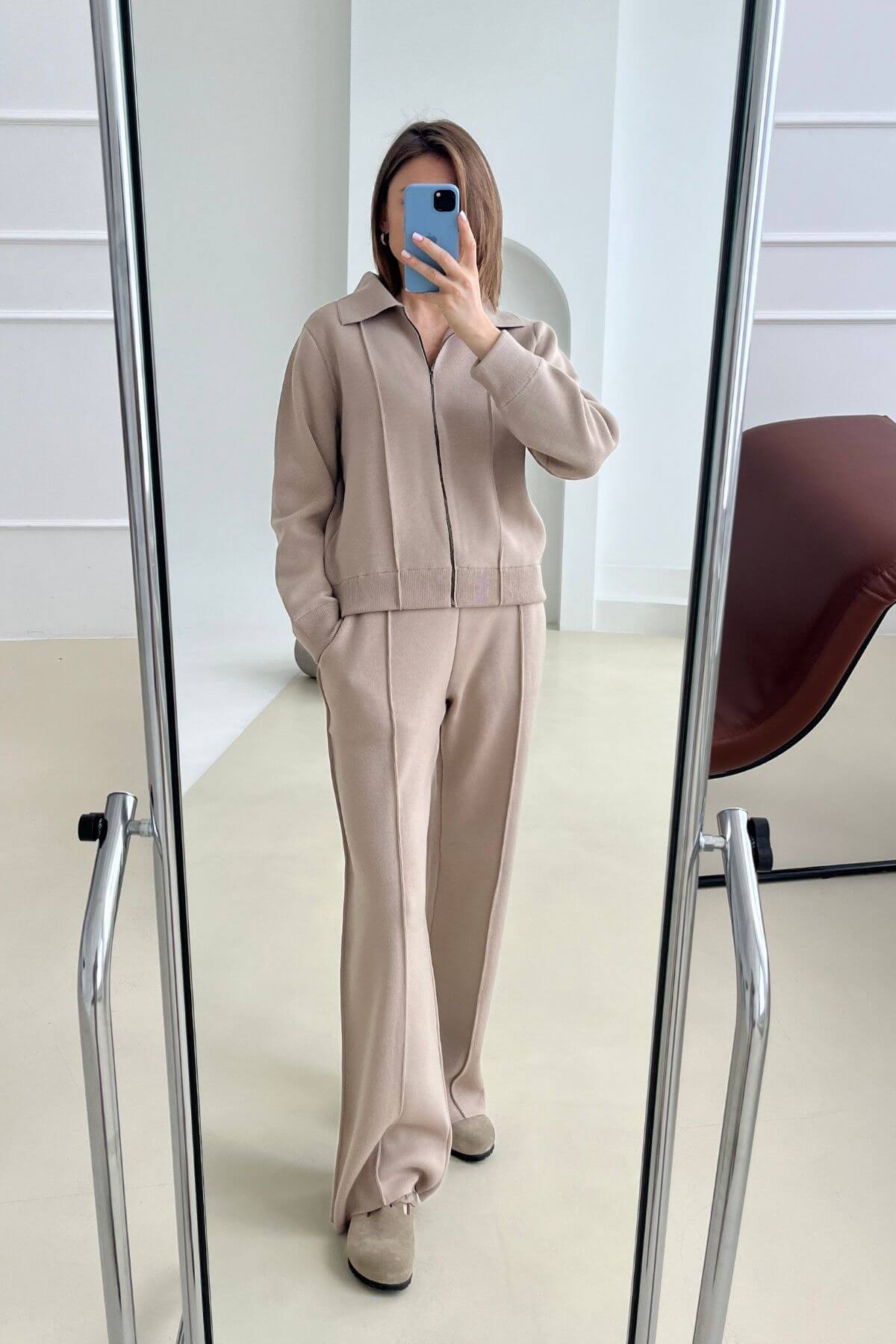 'Audrey' sweater and trousers set sample