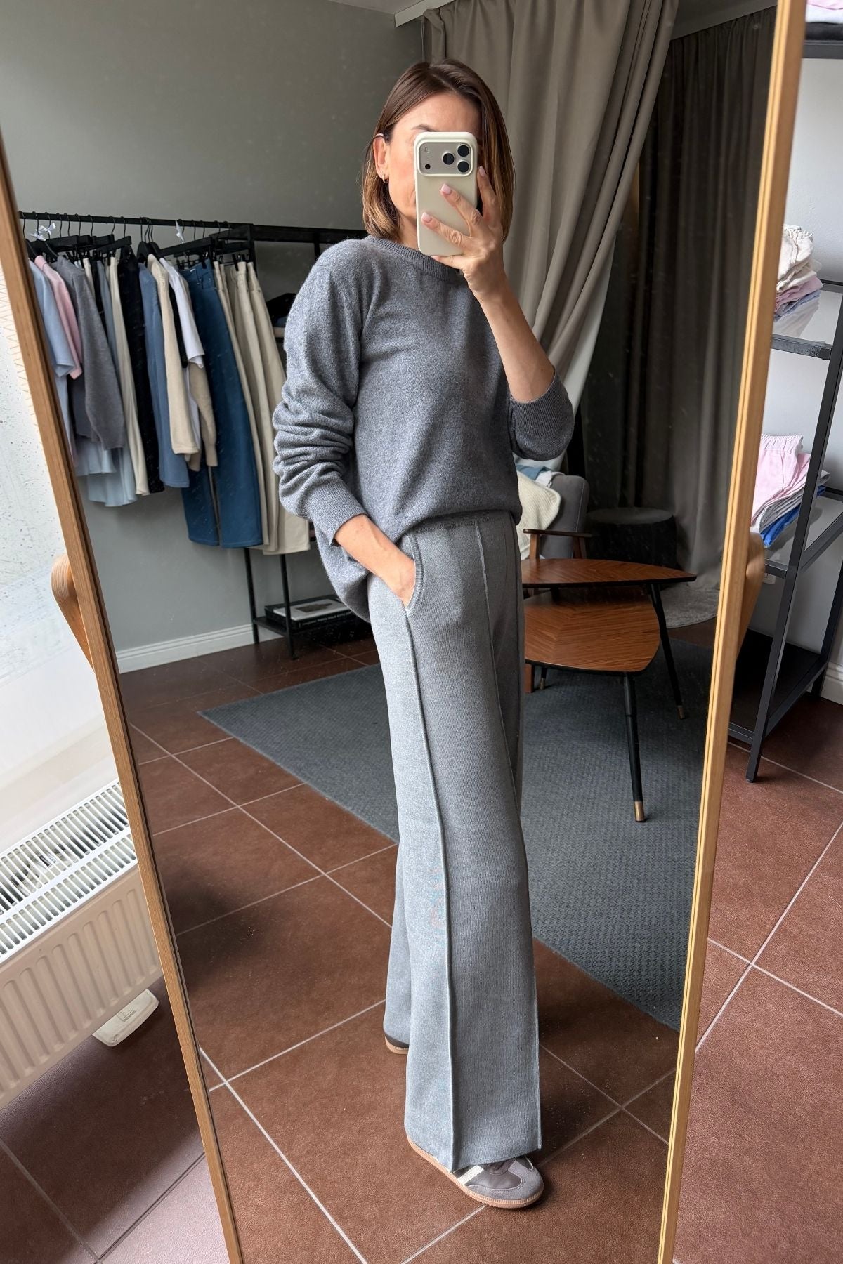 AUDREY trousers with side crease sample