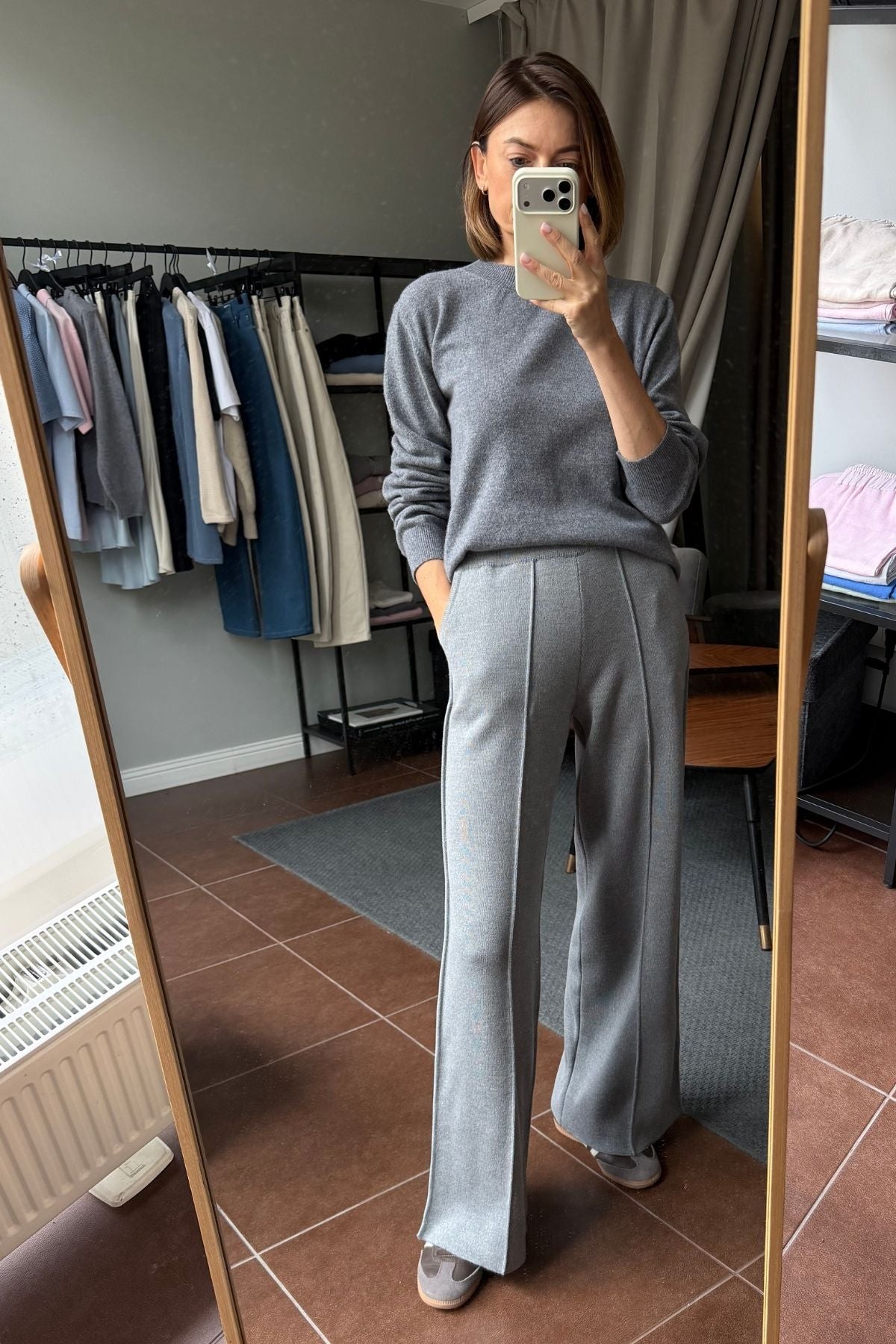 AUDREY trousers with side crease sample