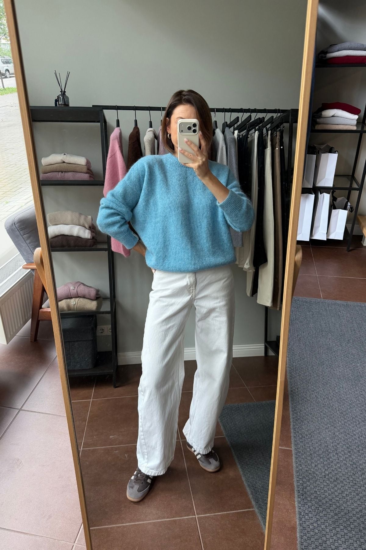 CHLOE baby blue sweater sample