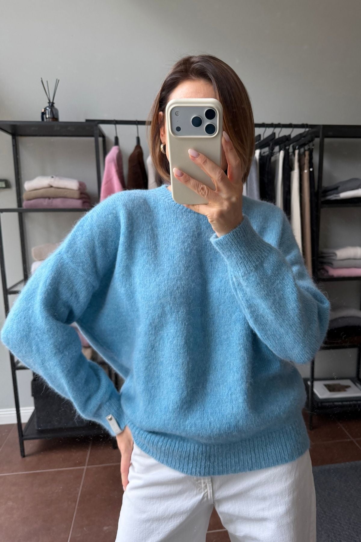 CHLOE baby blue sweater sample