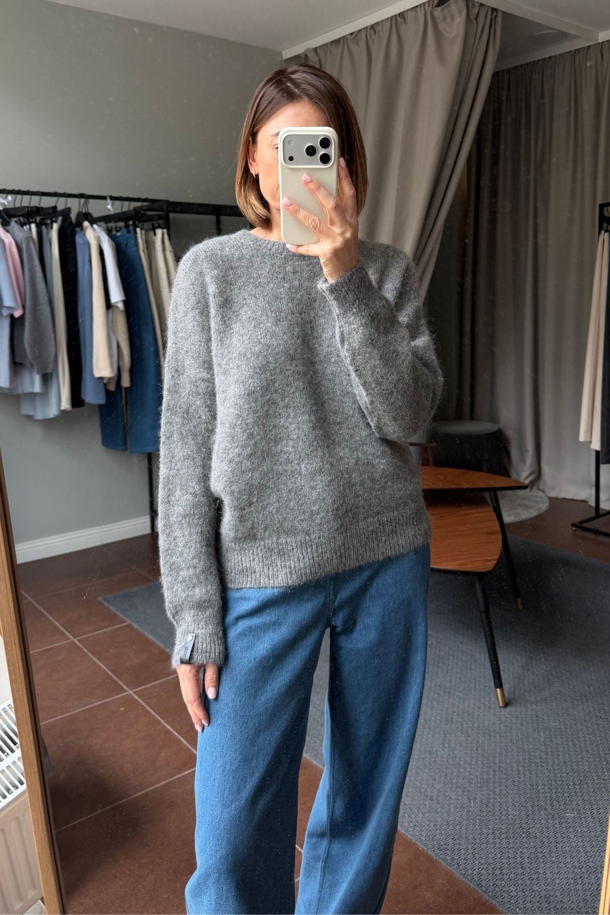 CHLOE grey sweater sample