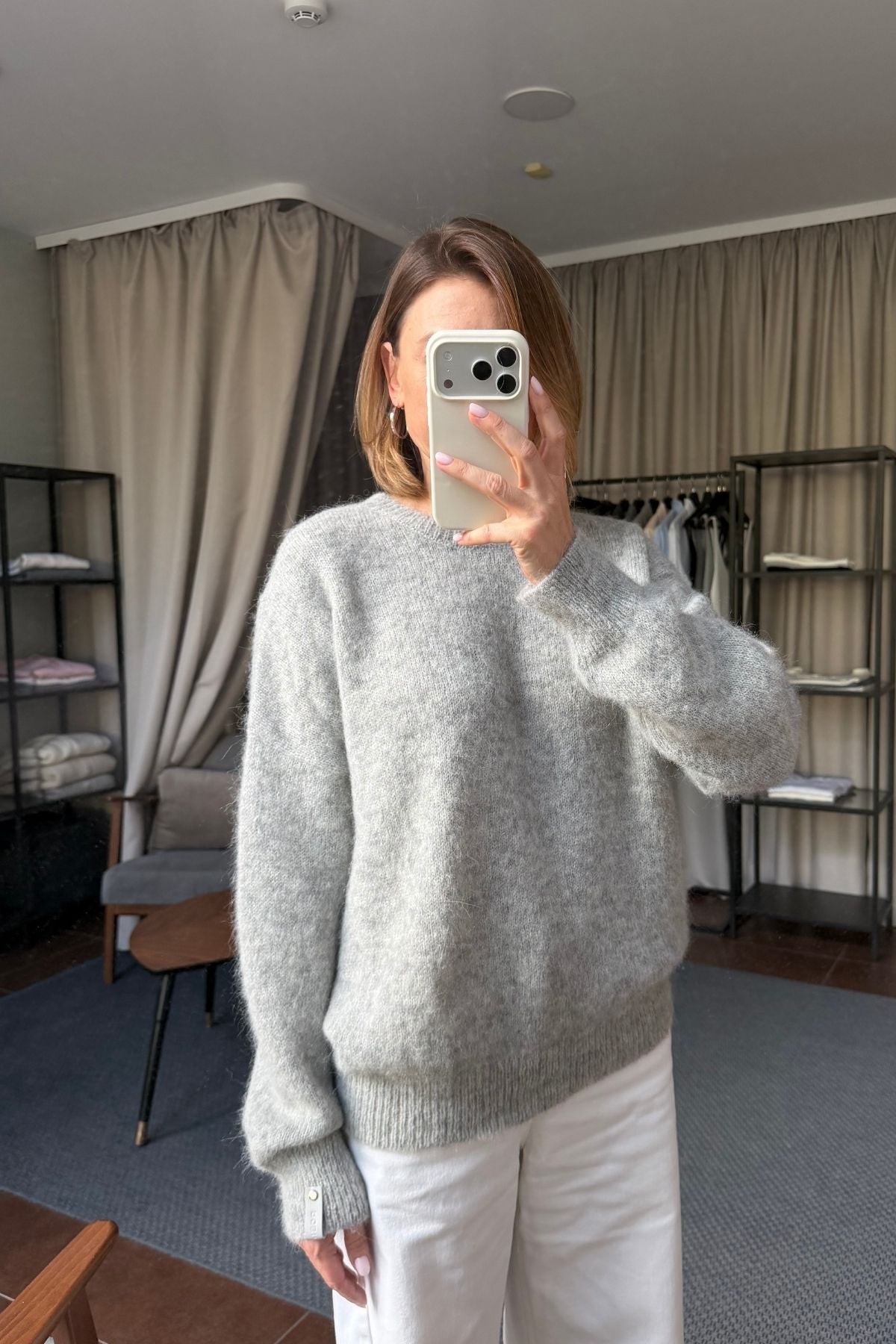 CHLOE light grey sweater sample