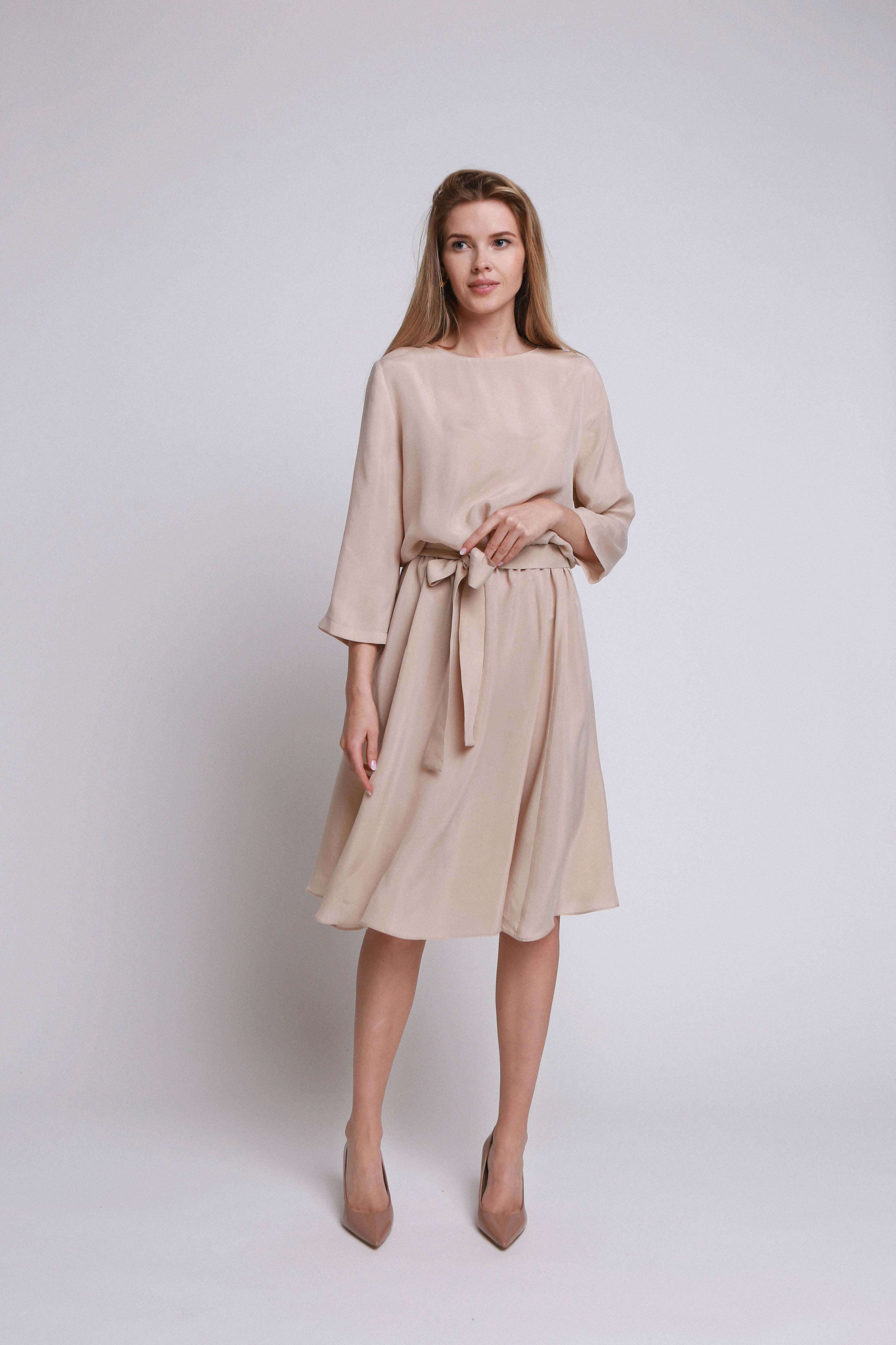 'Viki' nude dress