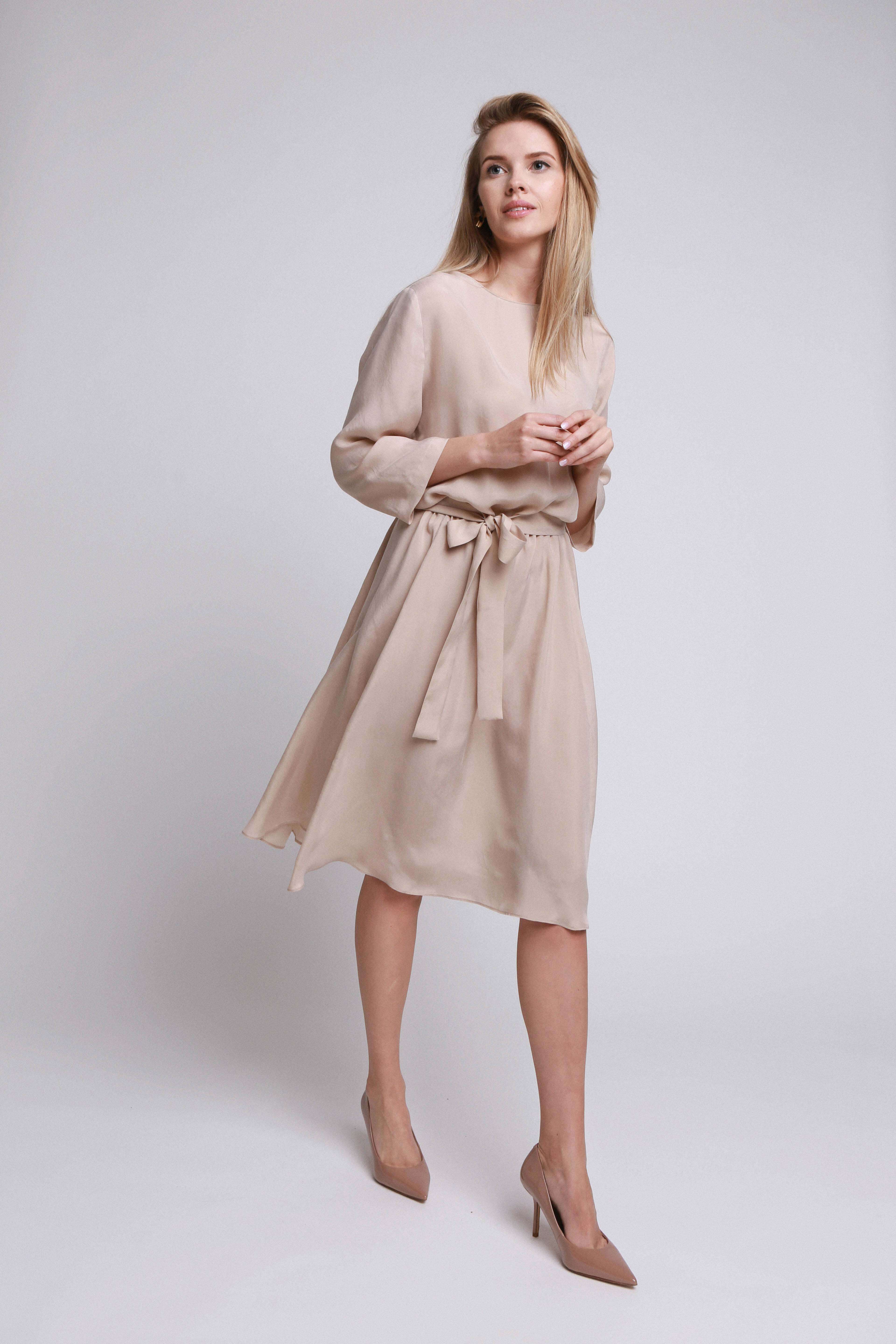 'Viki' nude dress