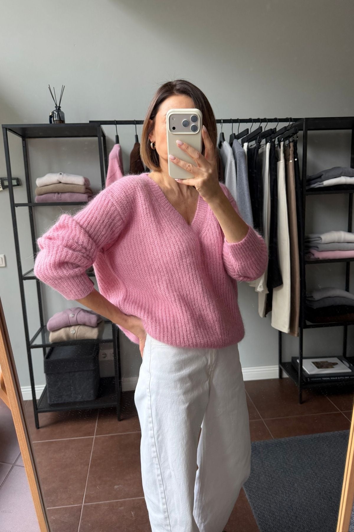 ELLE pink sweater sample