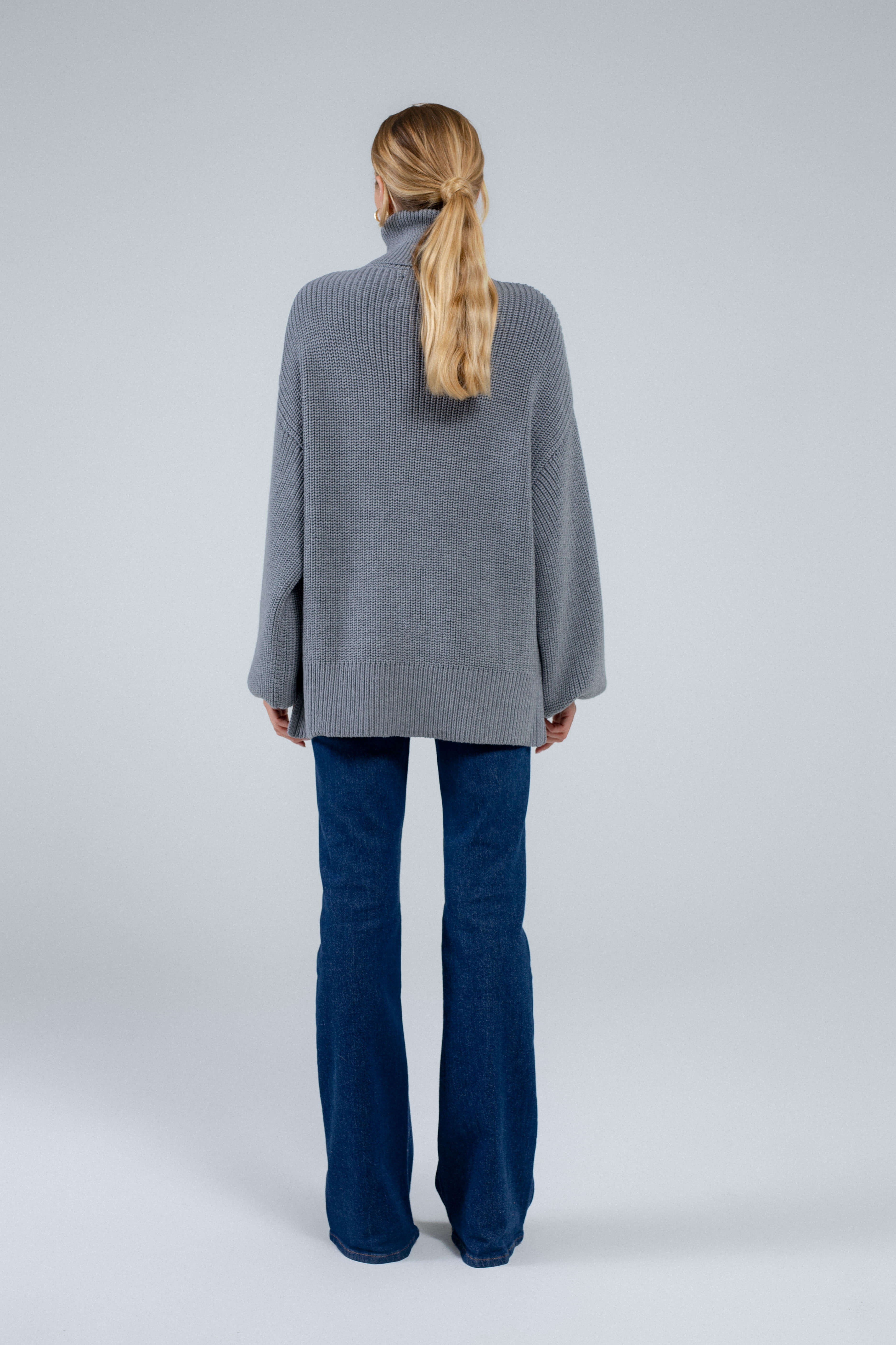 'Eva' sweater