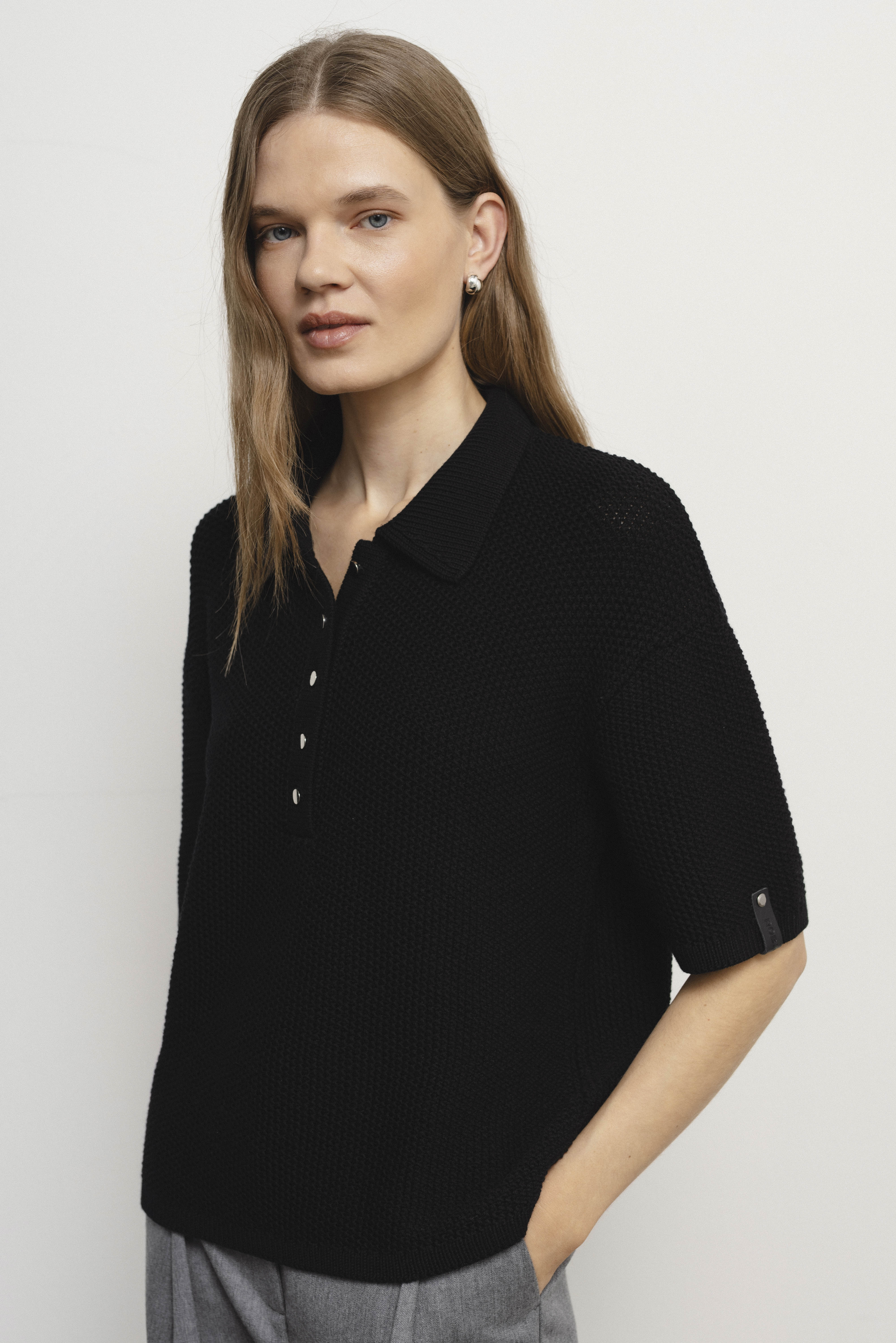 GISELLE black blouse sample