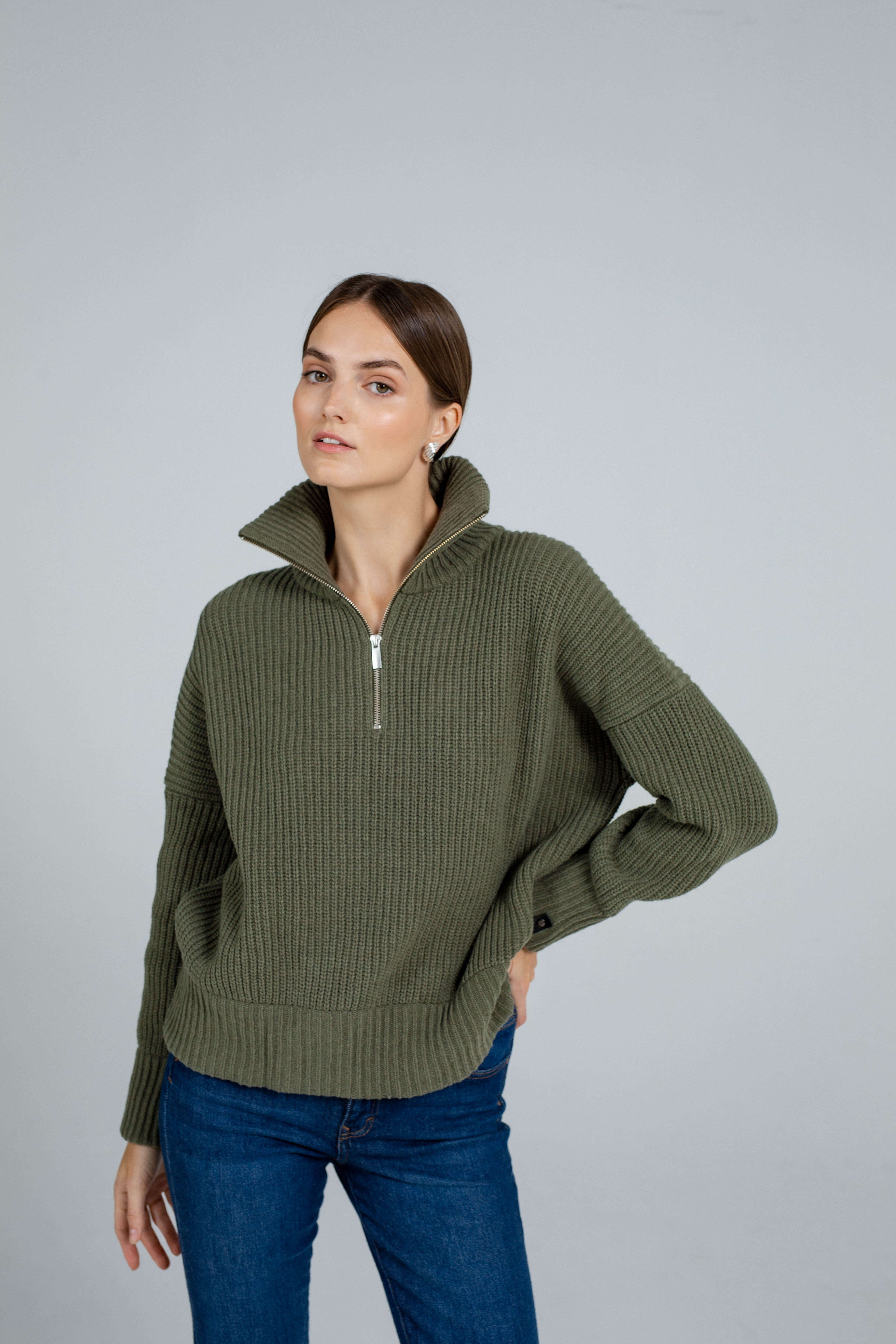 'Jolie' chaki sweater