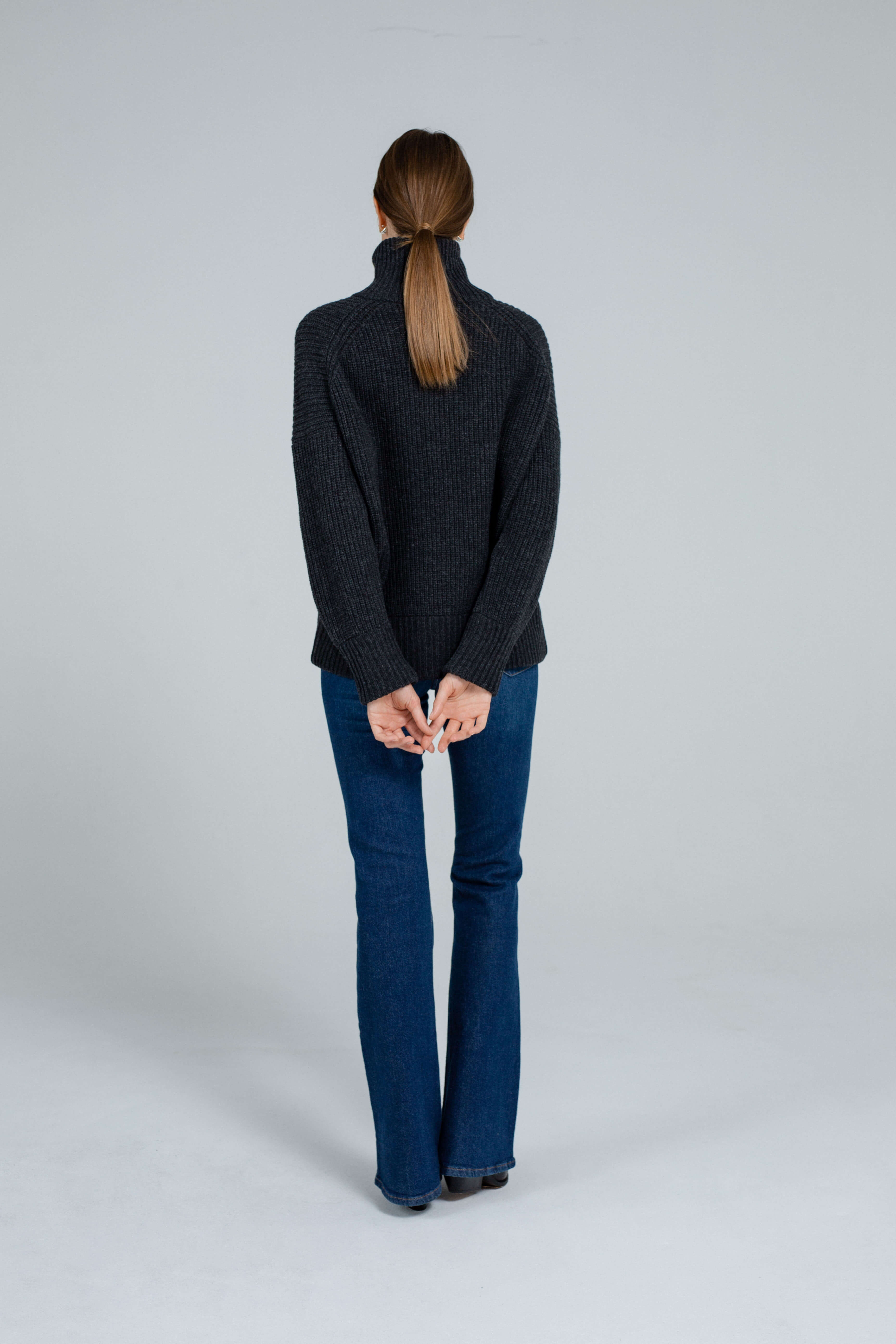 'Jolie' graphite sweater