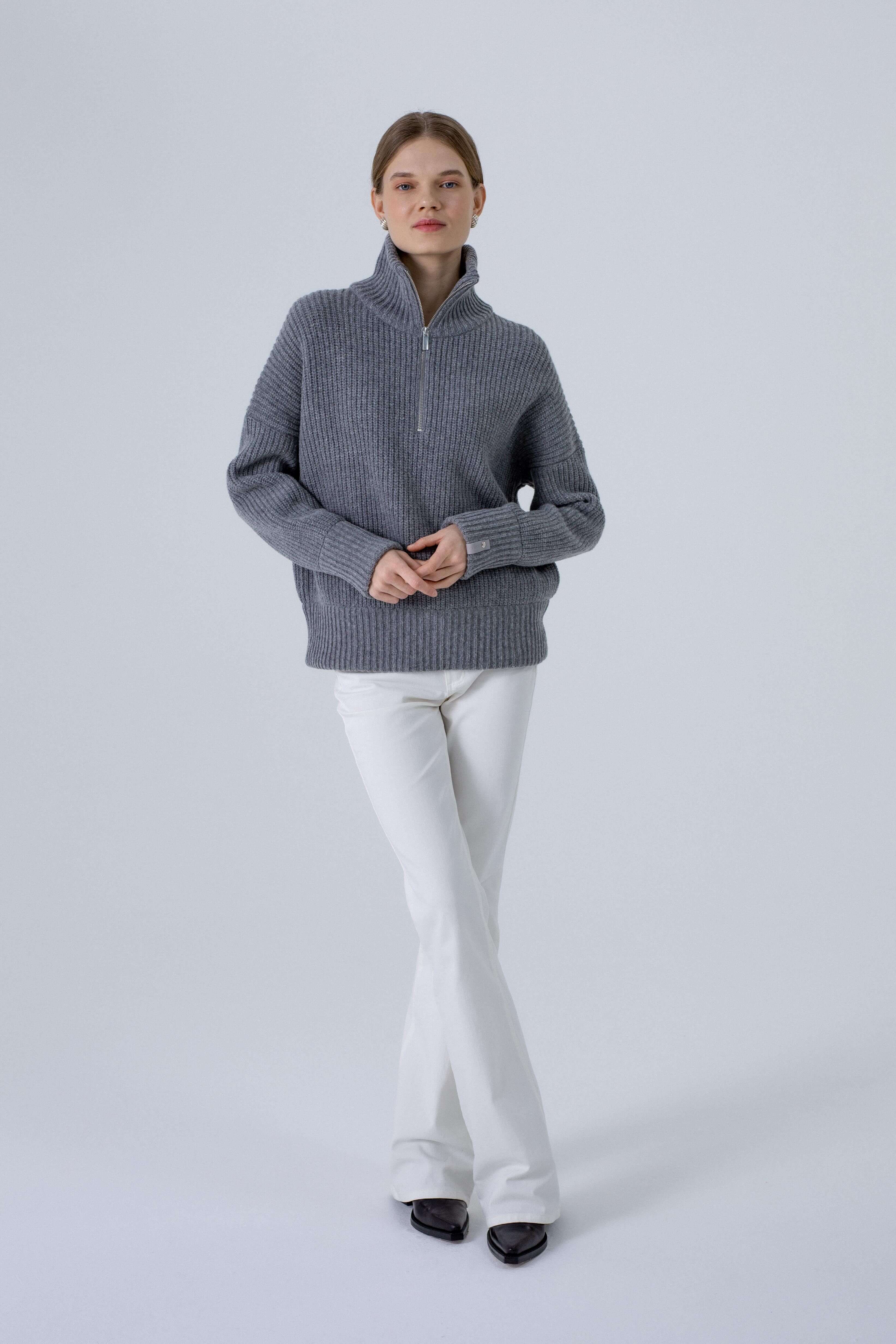 'Jolie' grey sweater