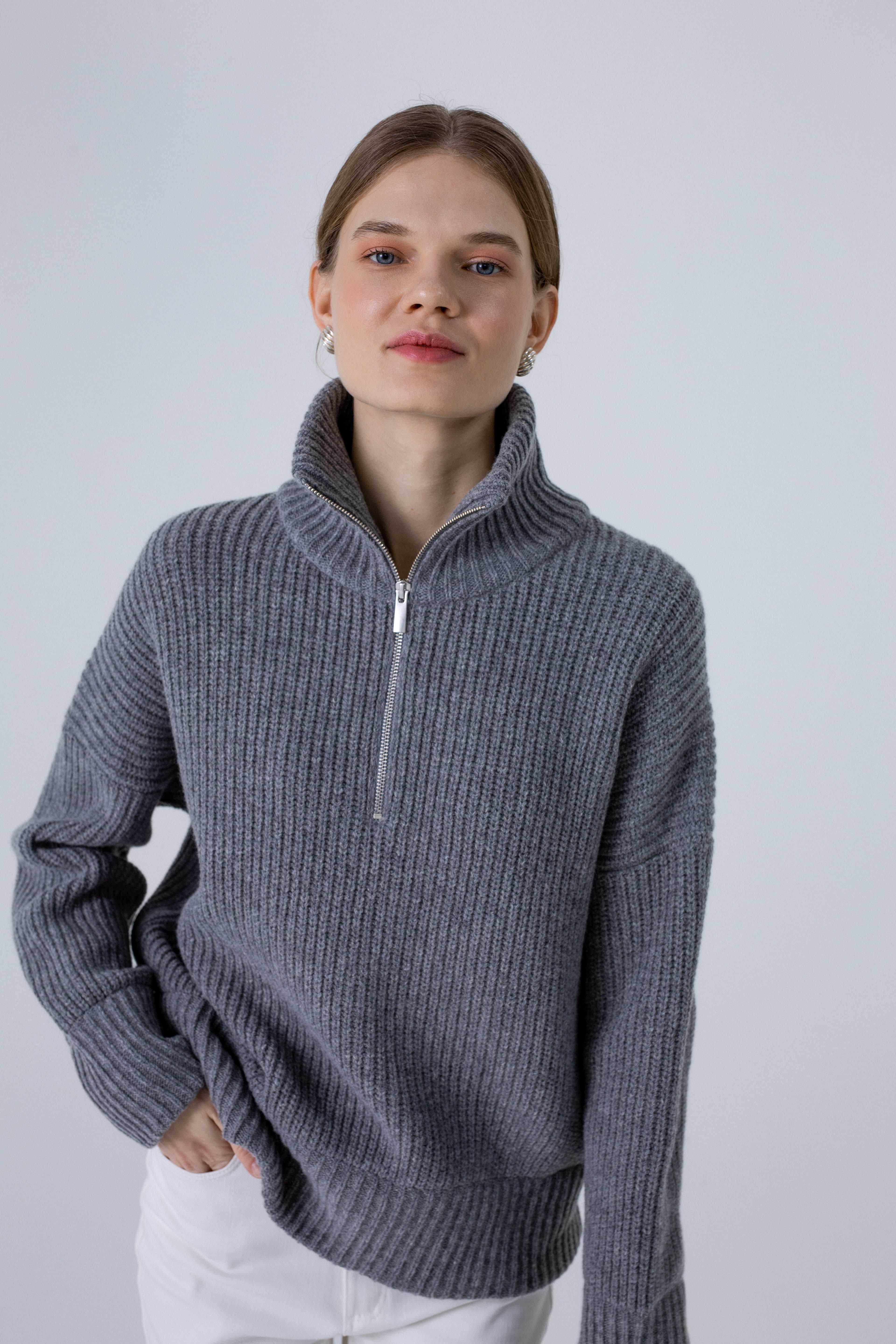 'Jolie' grey sweater