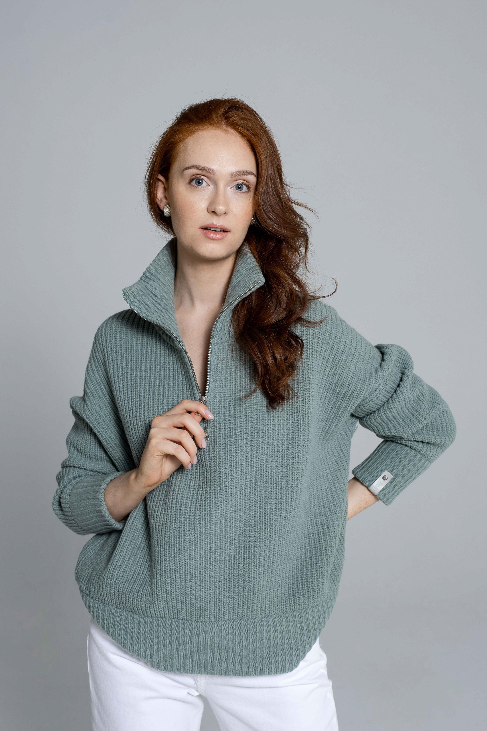 'Jolie' mėtinis megztinis