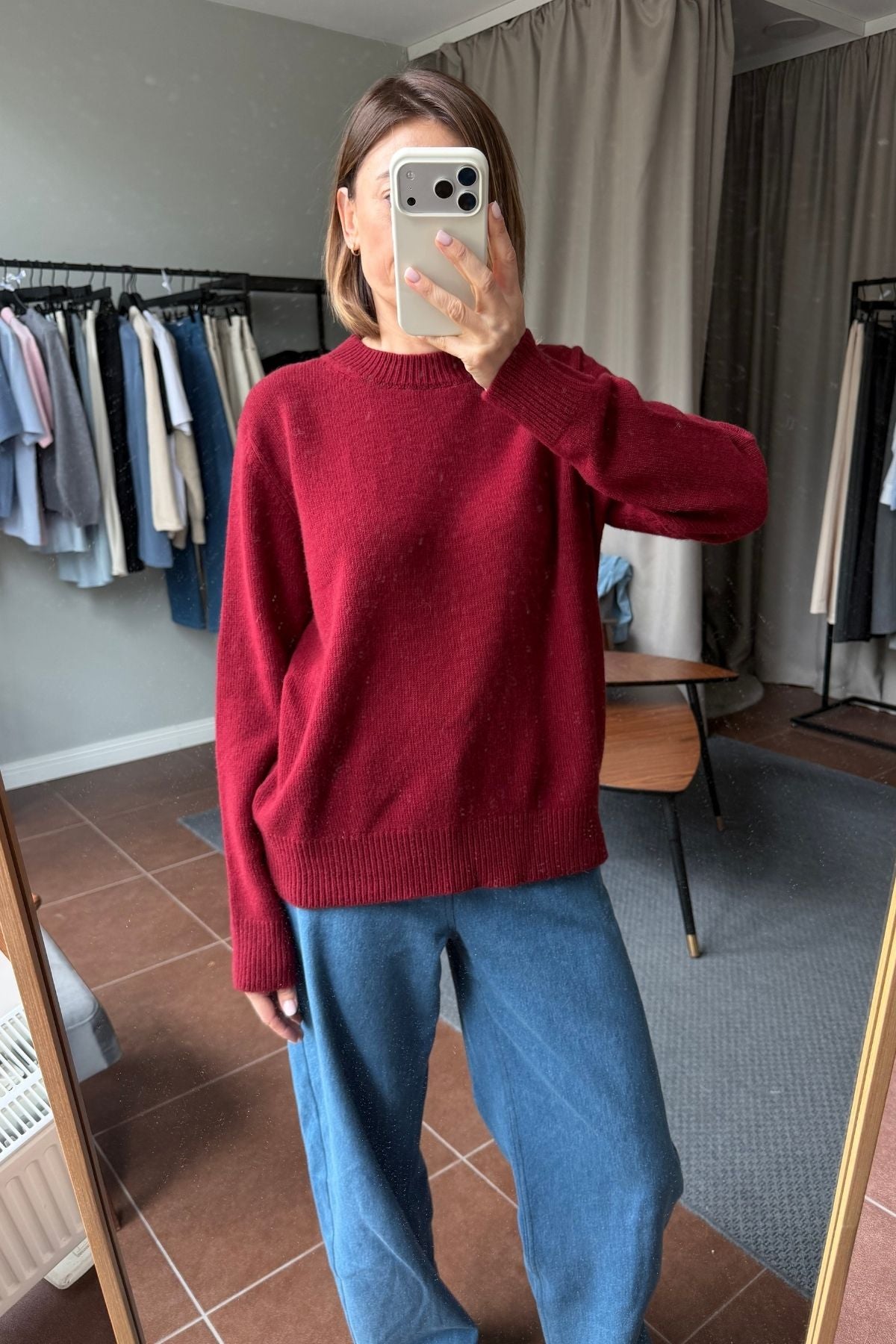 LEA burgundy sweater sample