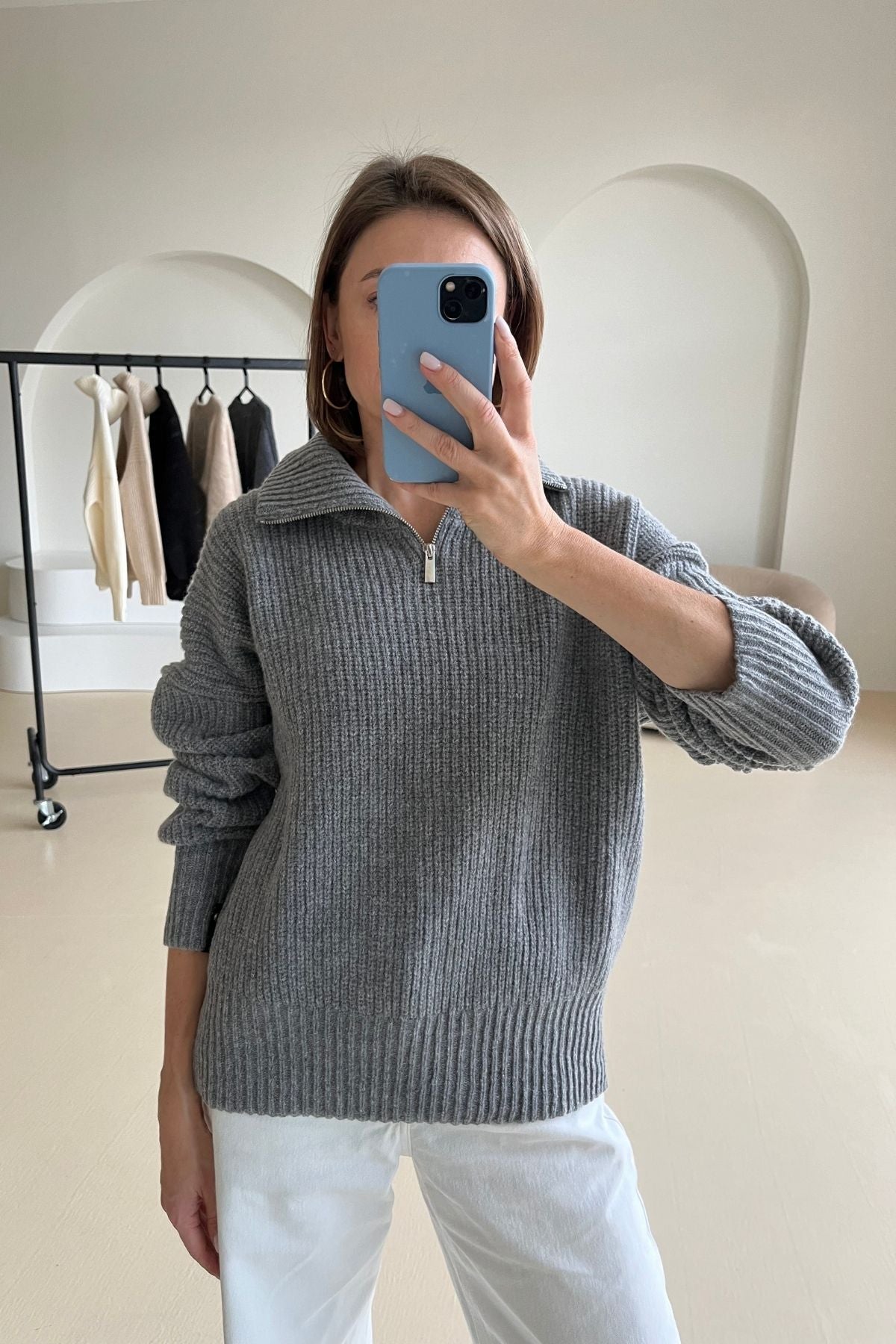 'Monique' grey sweater
