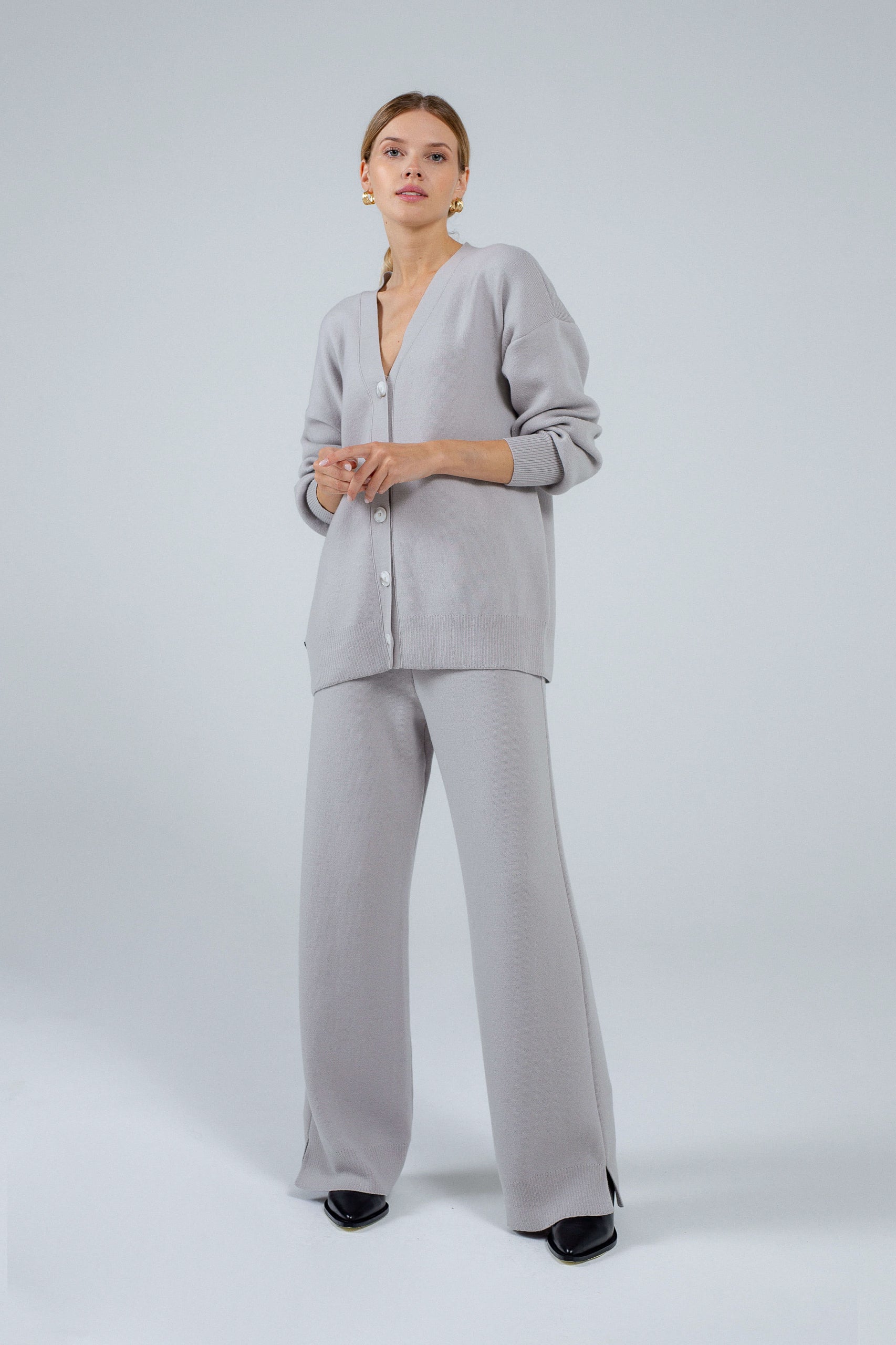 'Pauline' light grey trousers & cardigan set