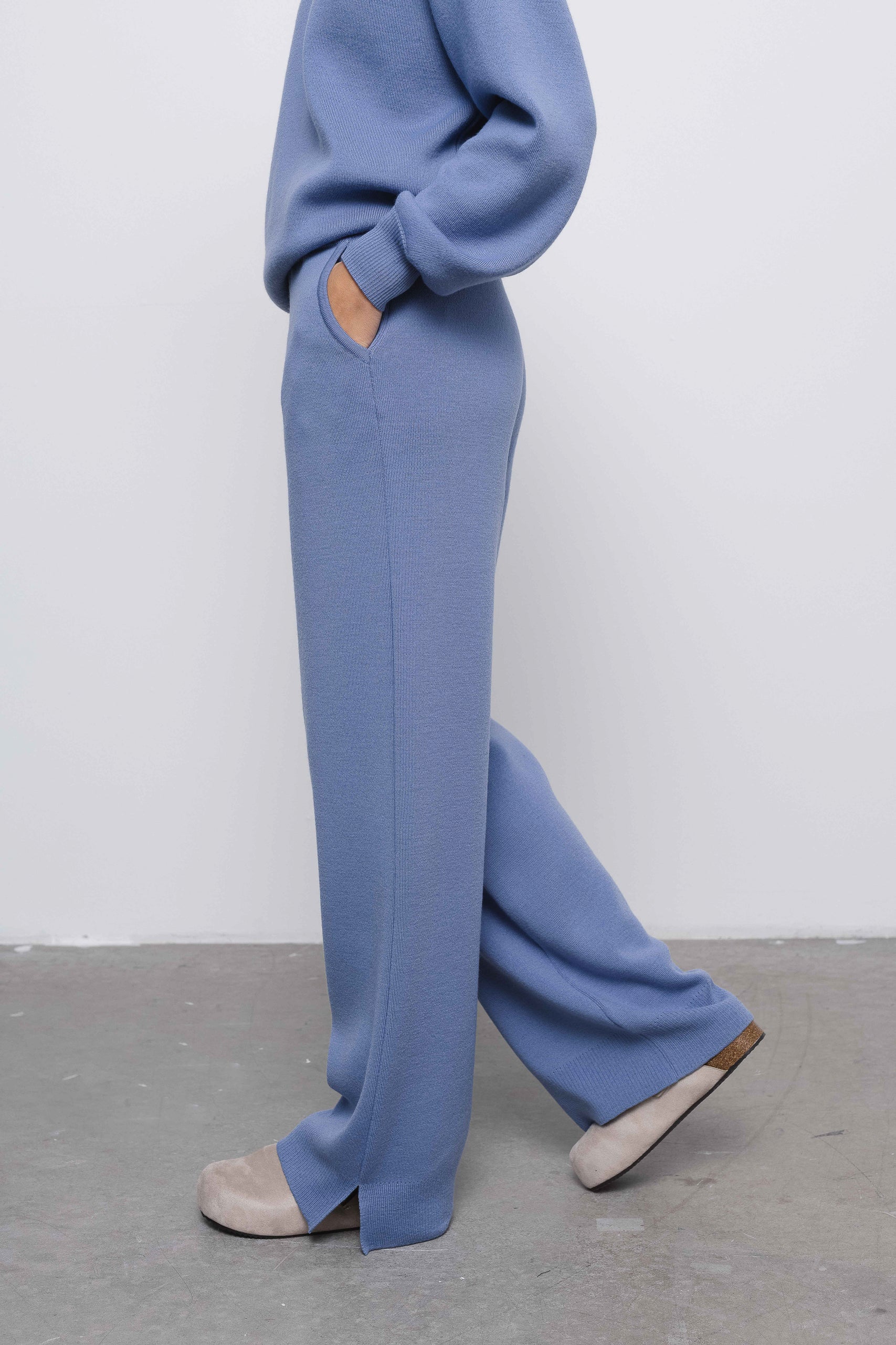 'Pauline' light blue trousers & sweater set