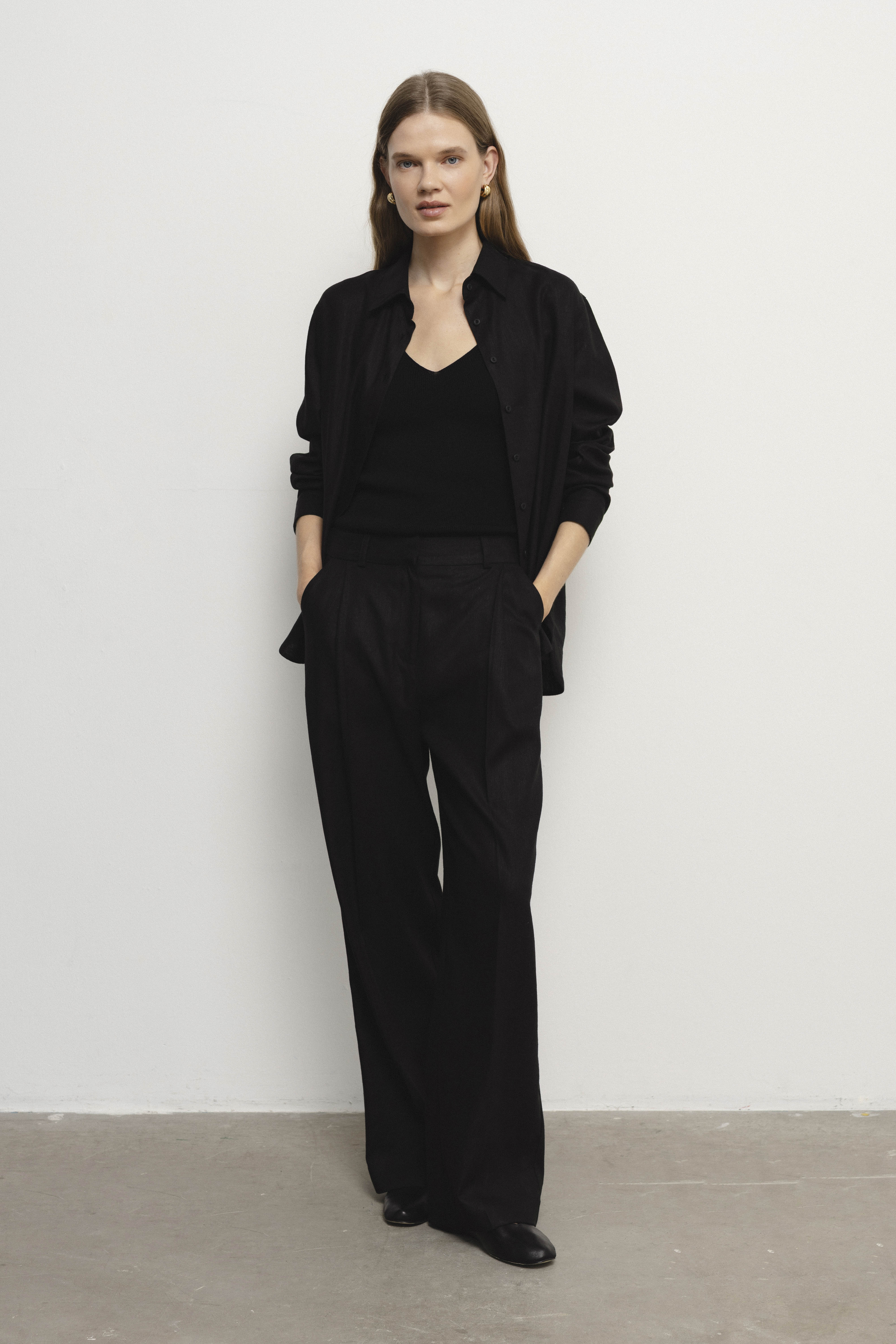 ROSE black trousers & shirt set