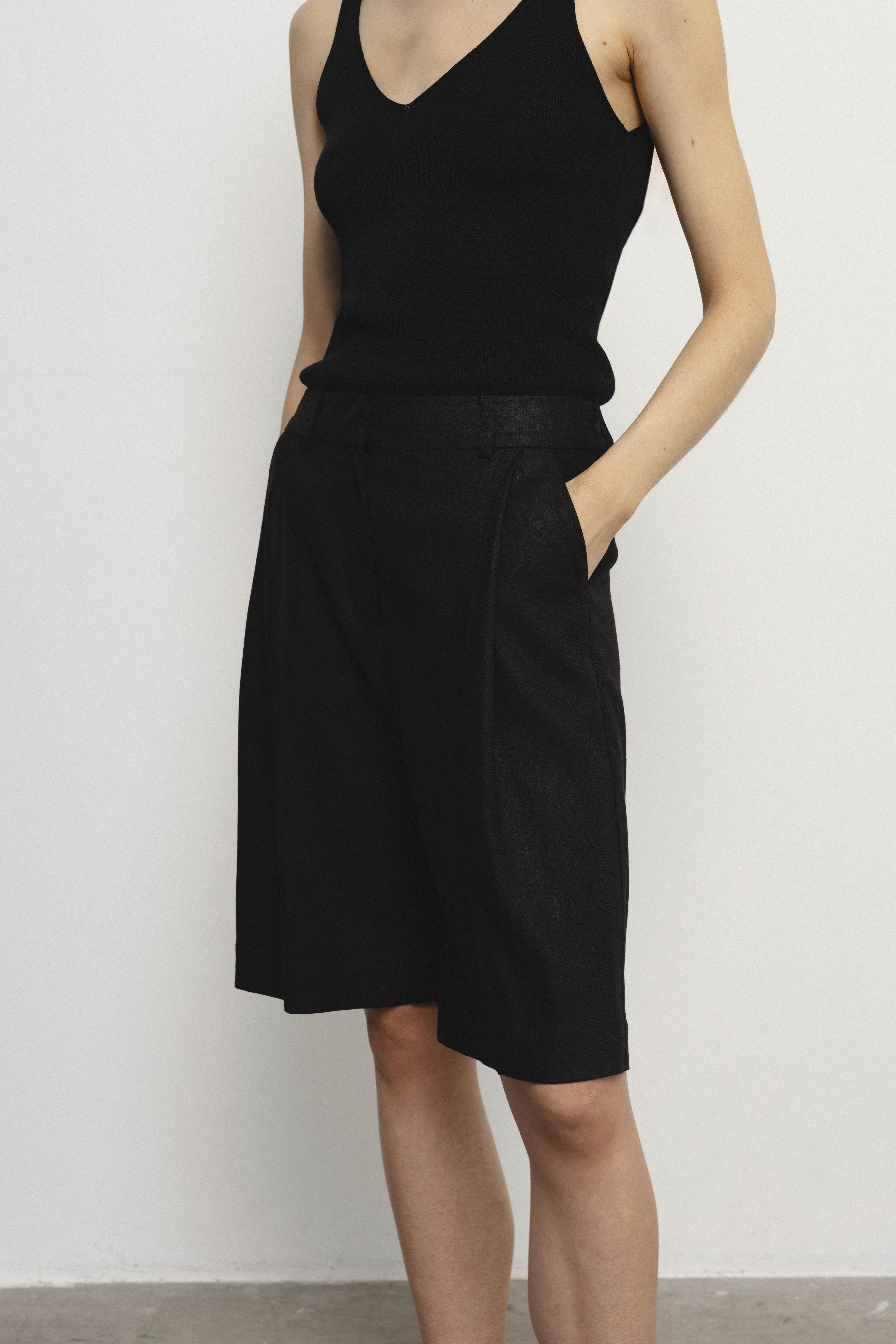 ROSE black shorts sample