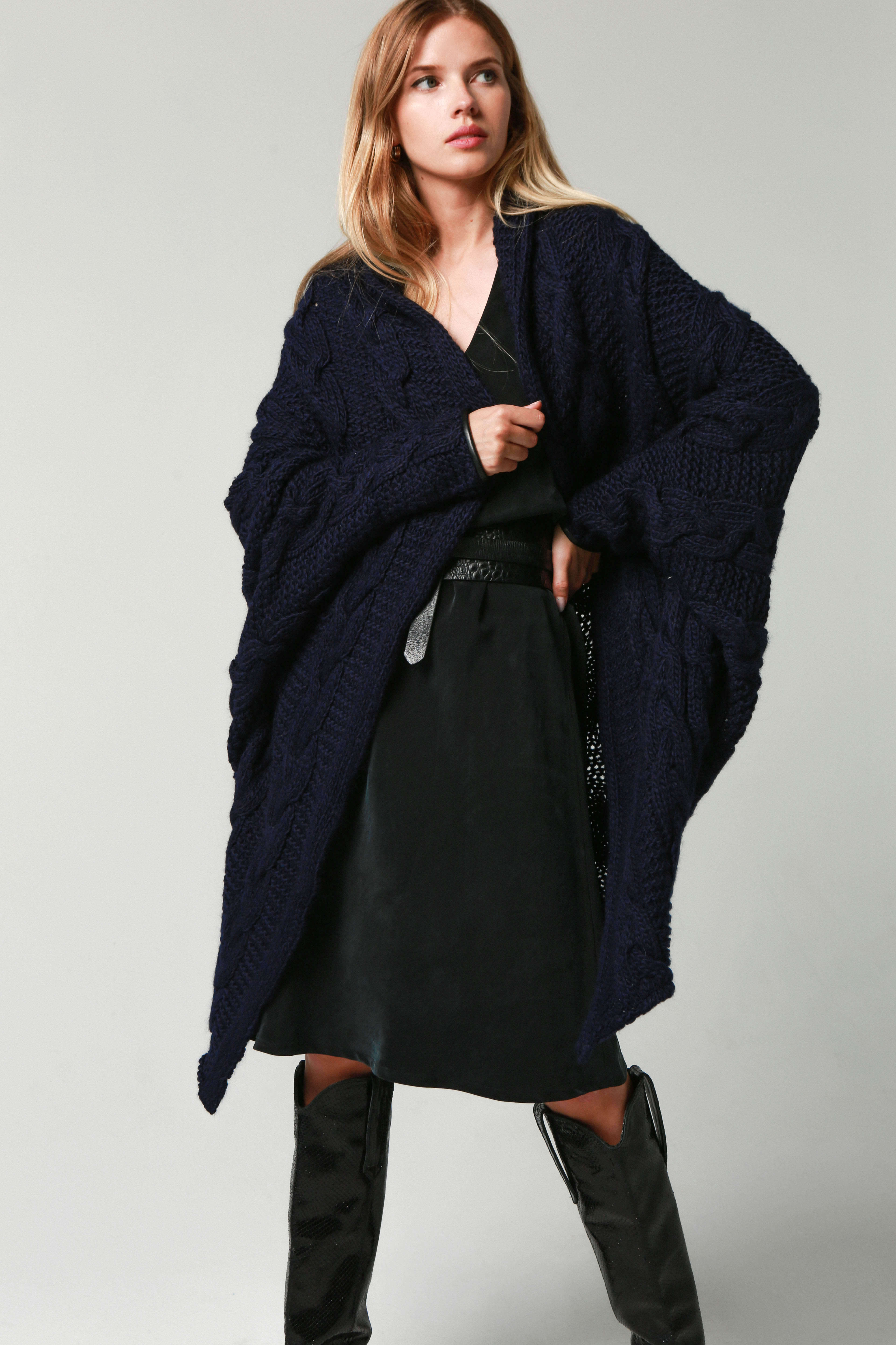 'Agnes' dark blue cardigan