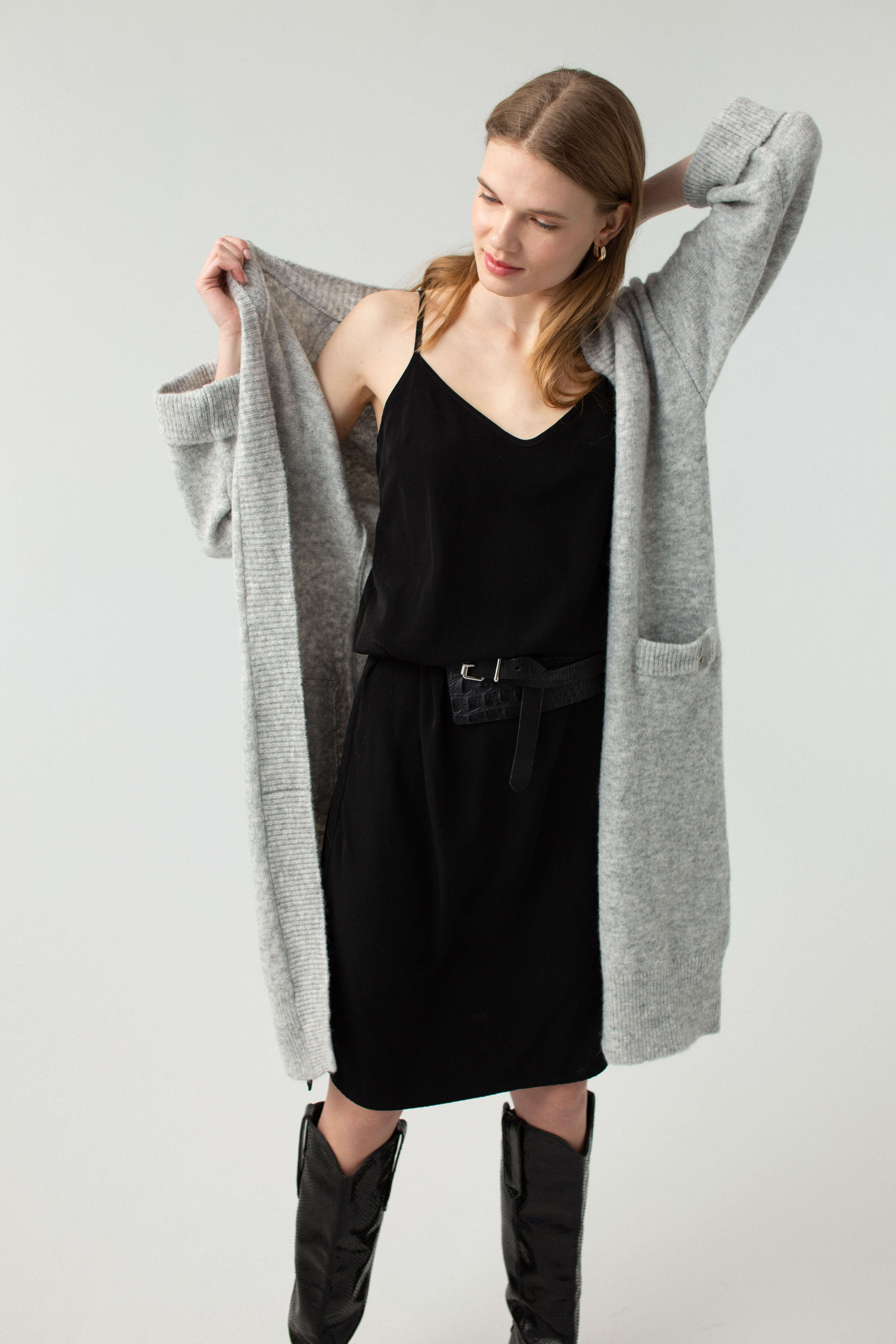 'Cloe' light grey cardigan