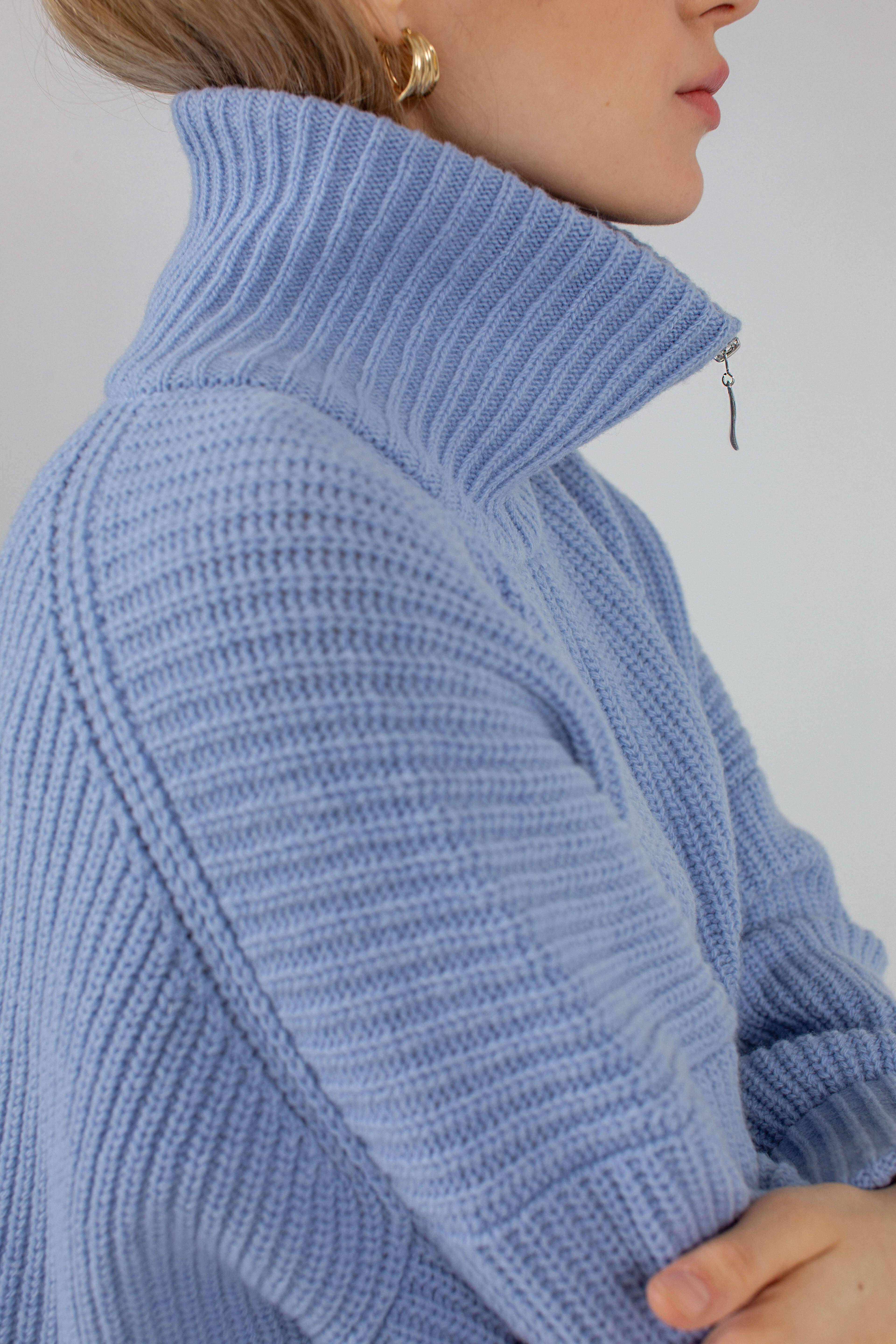 'Jolie' šviesiai mėlynas megztinis