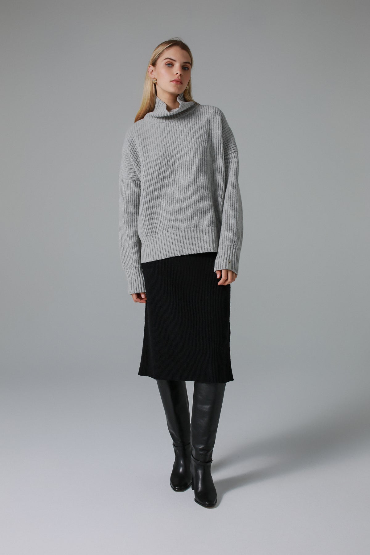 CHRISTINE light grey sweater