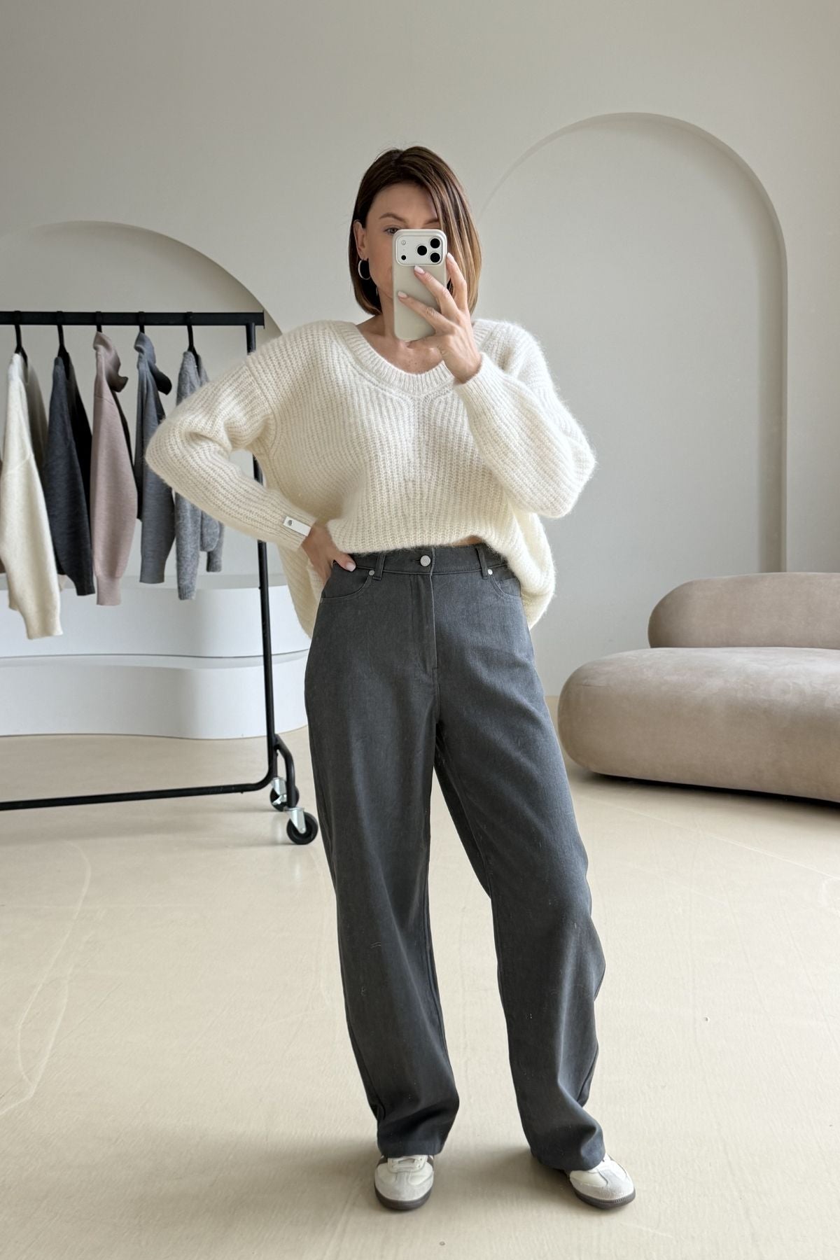 DAKOTA grey jeans sample