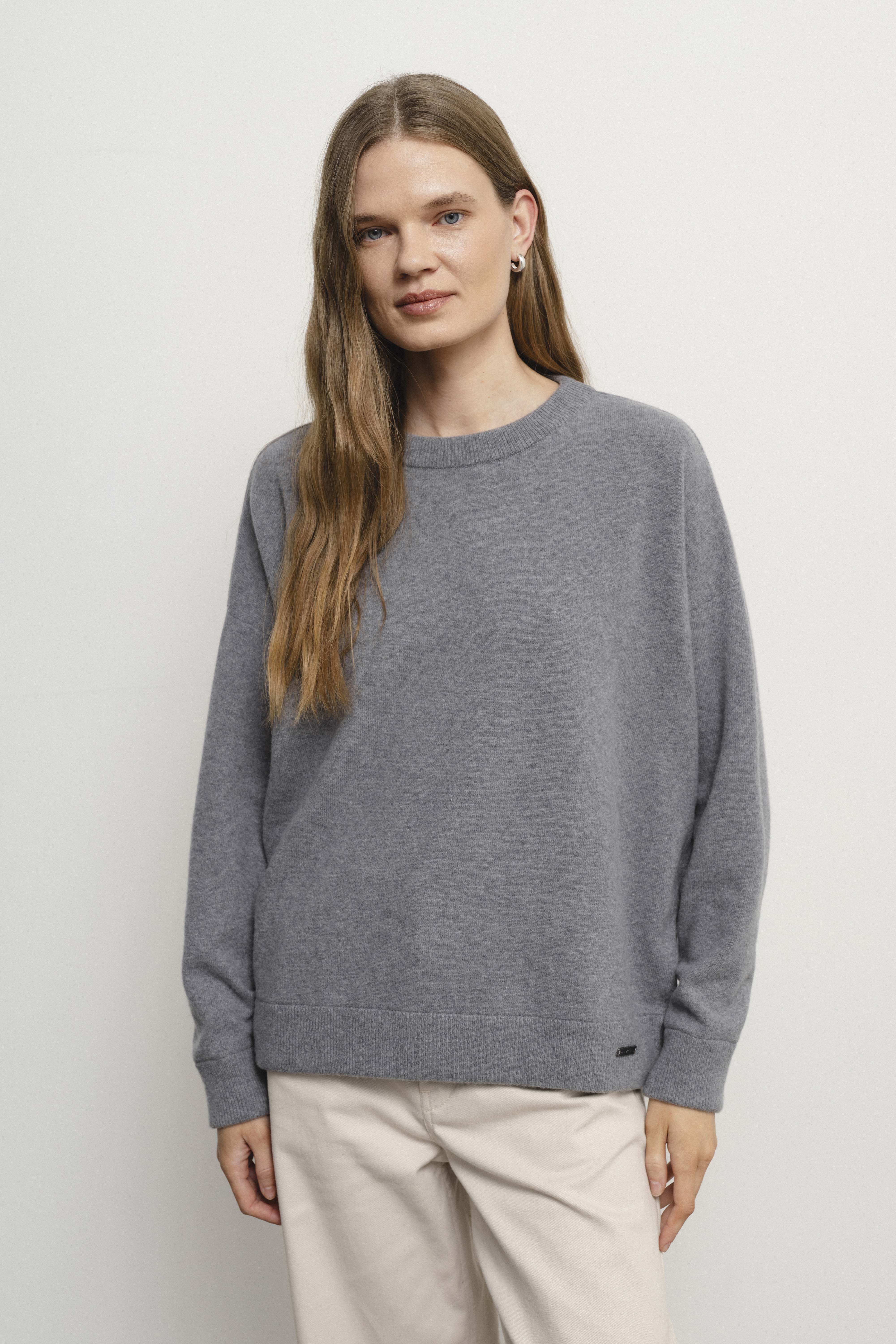 'Aimi' grey sweater