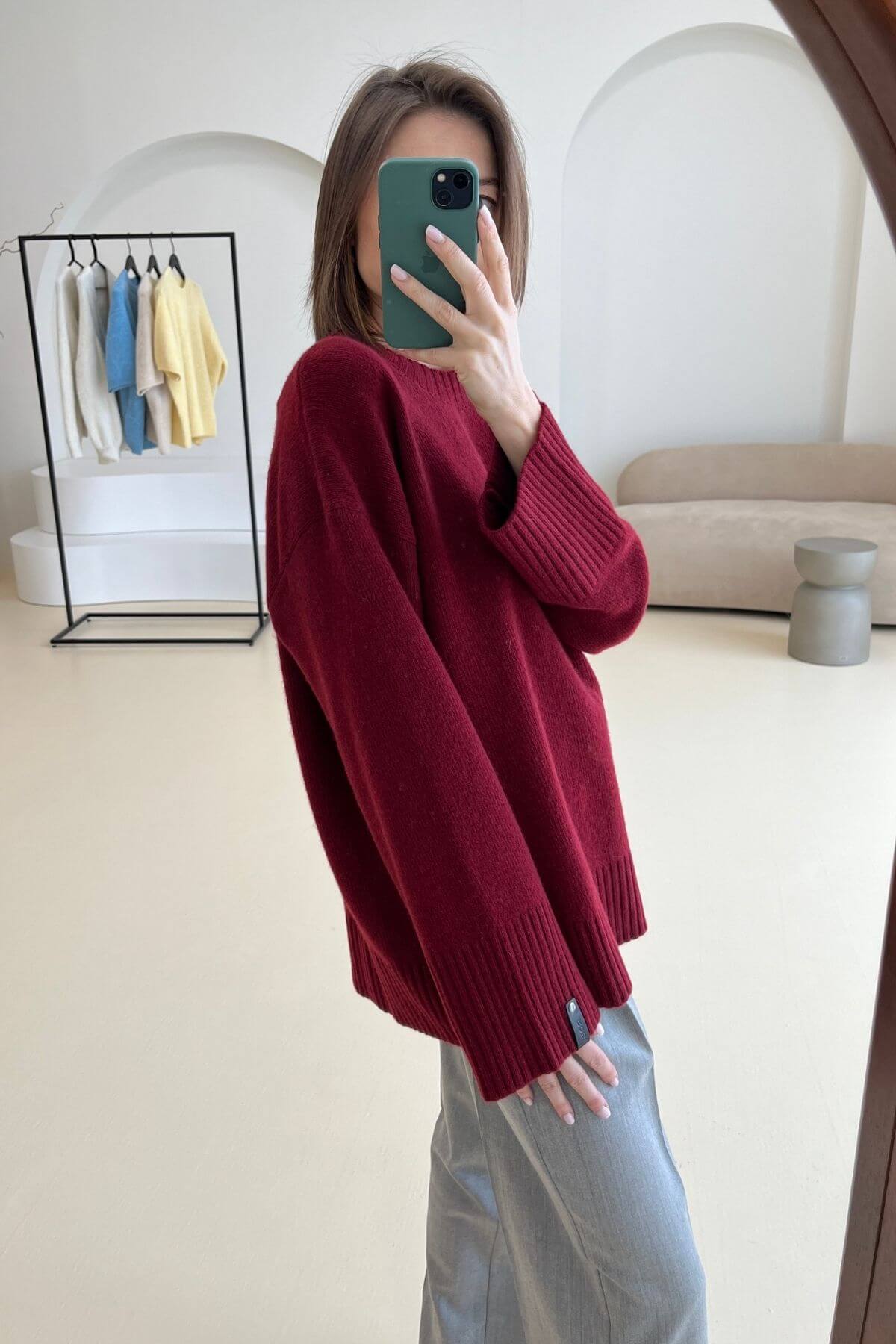 'Amelie' burgundy sweater sample