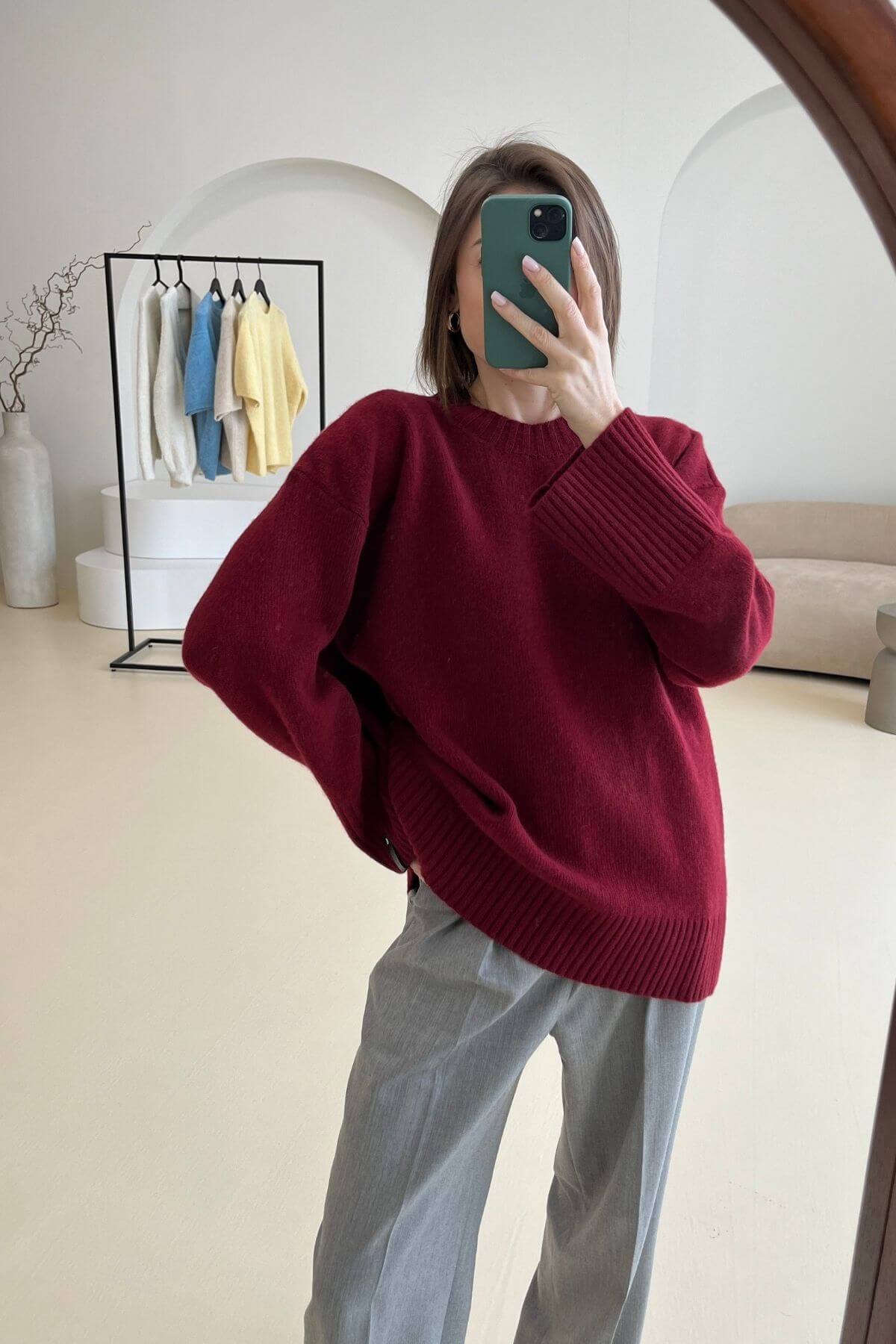 'Amelie' burgundy sweater sample