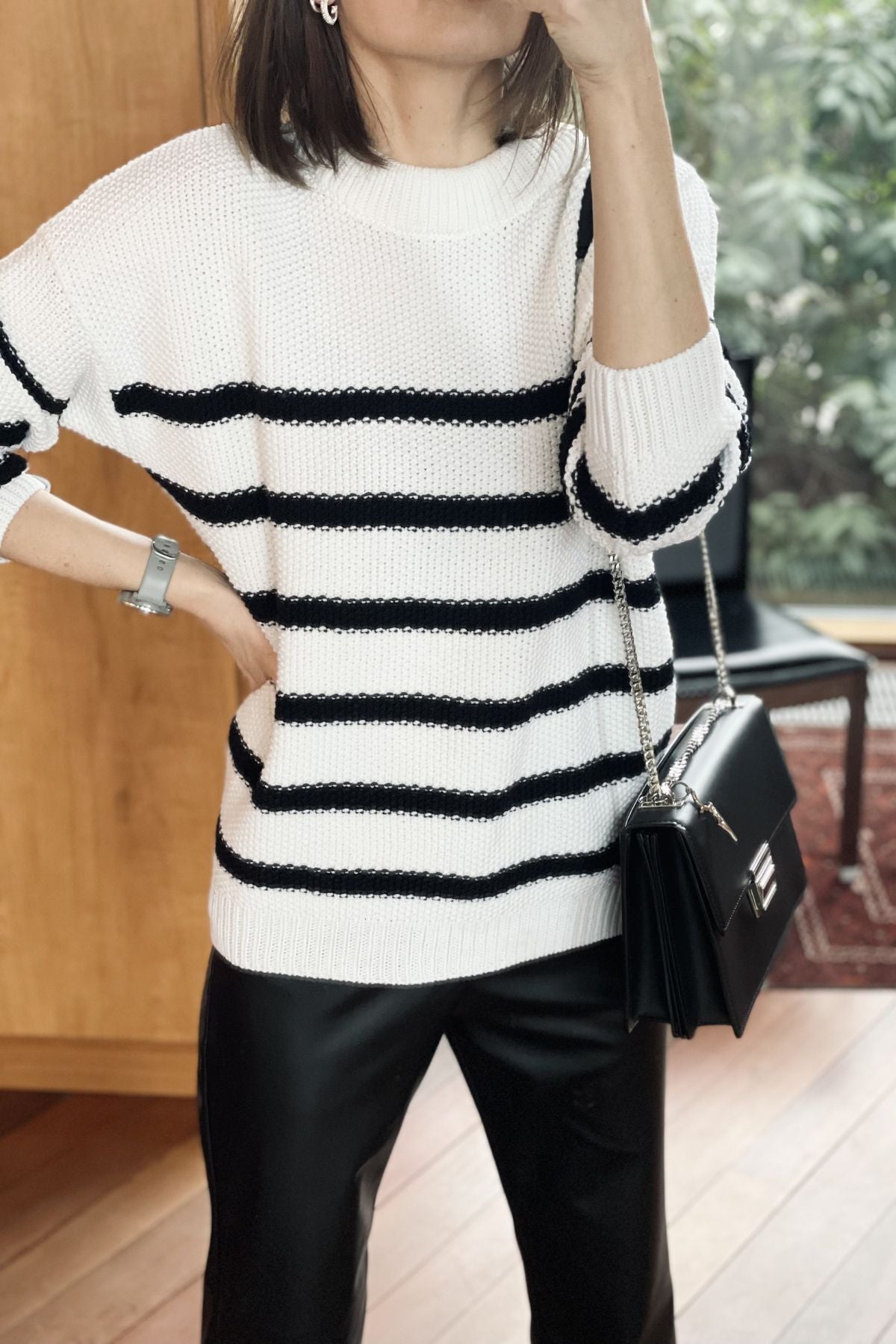 'Arielle' white/black sweater