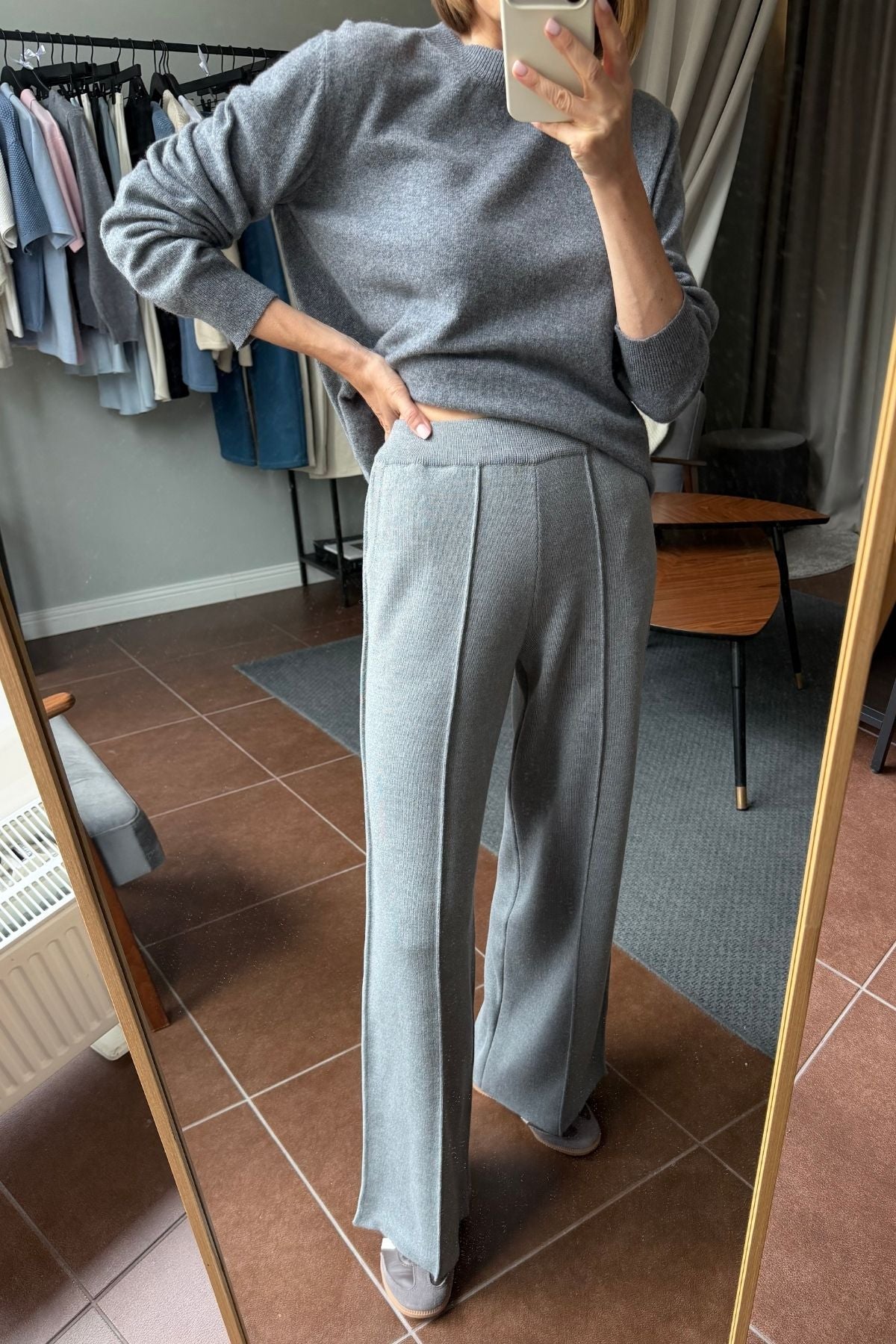 AUDREY trousers with side crease sample