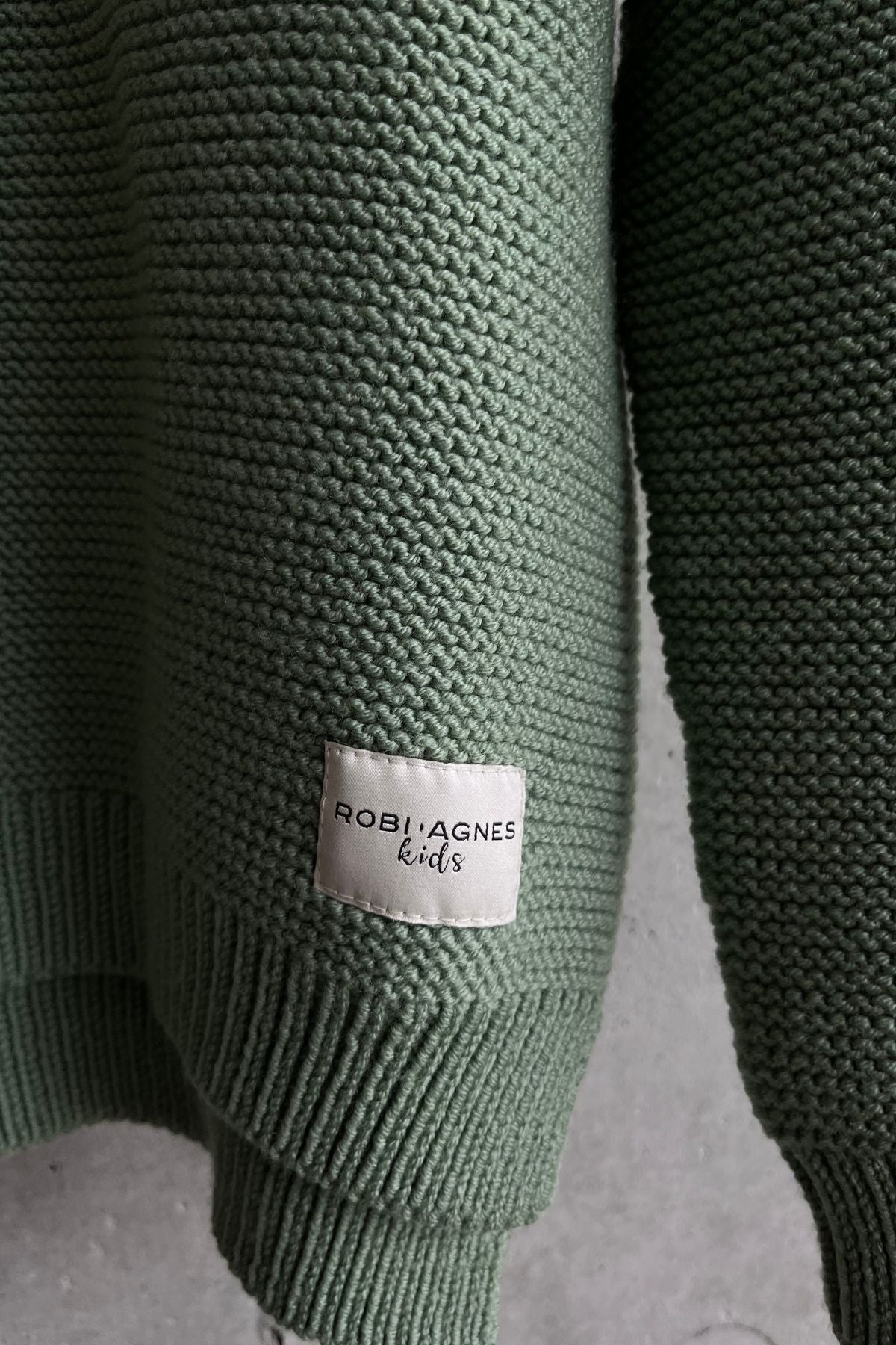 Kids sweater sample