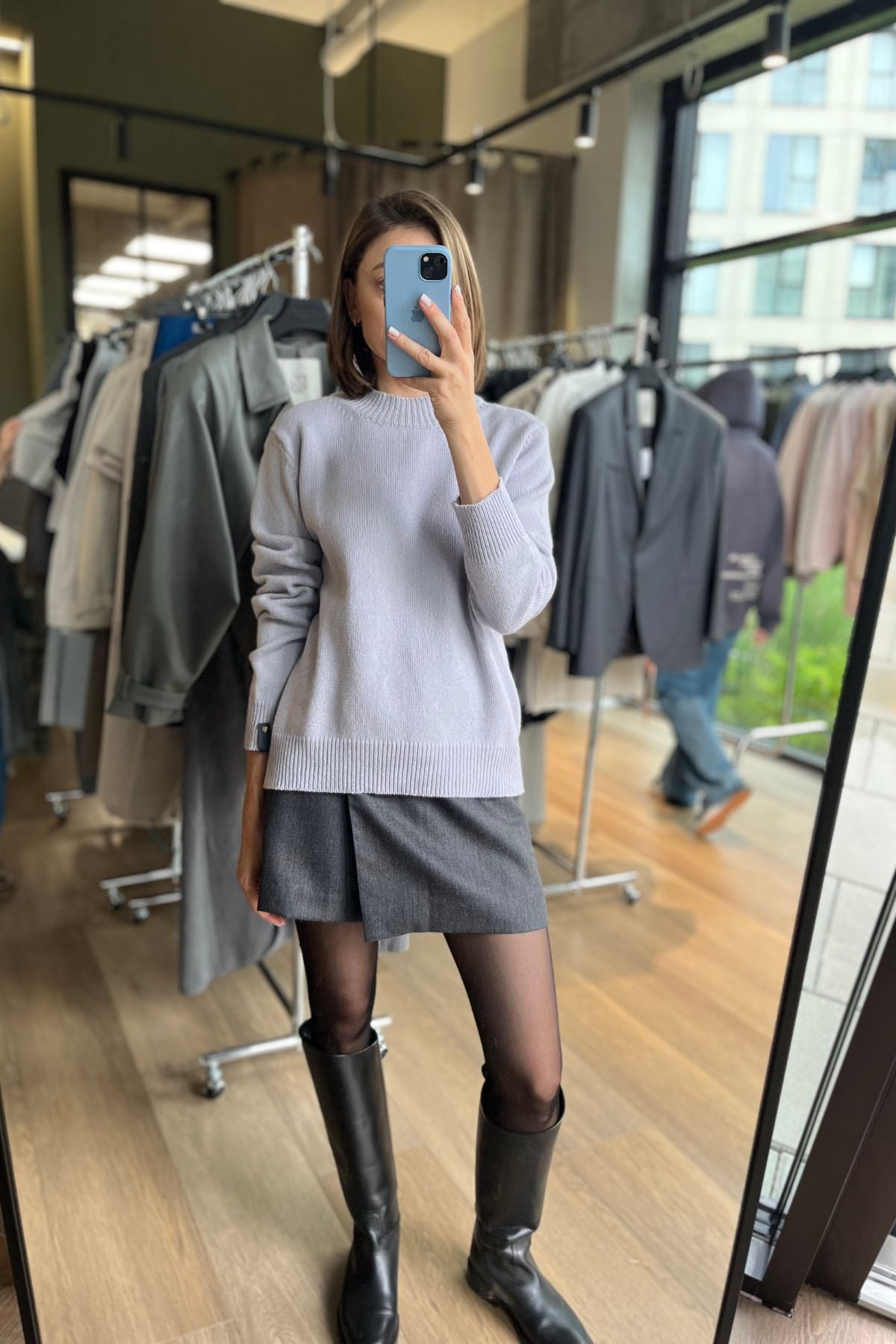 Cashmere light violet sweater sample