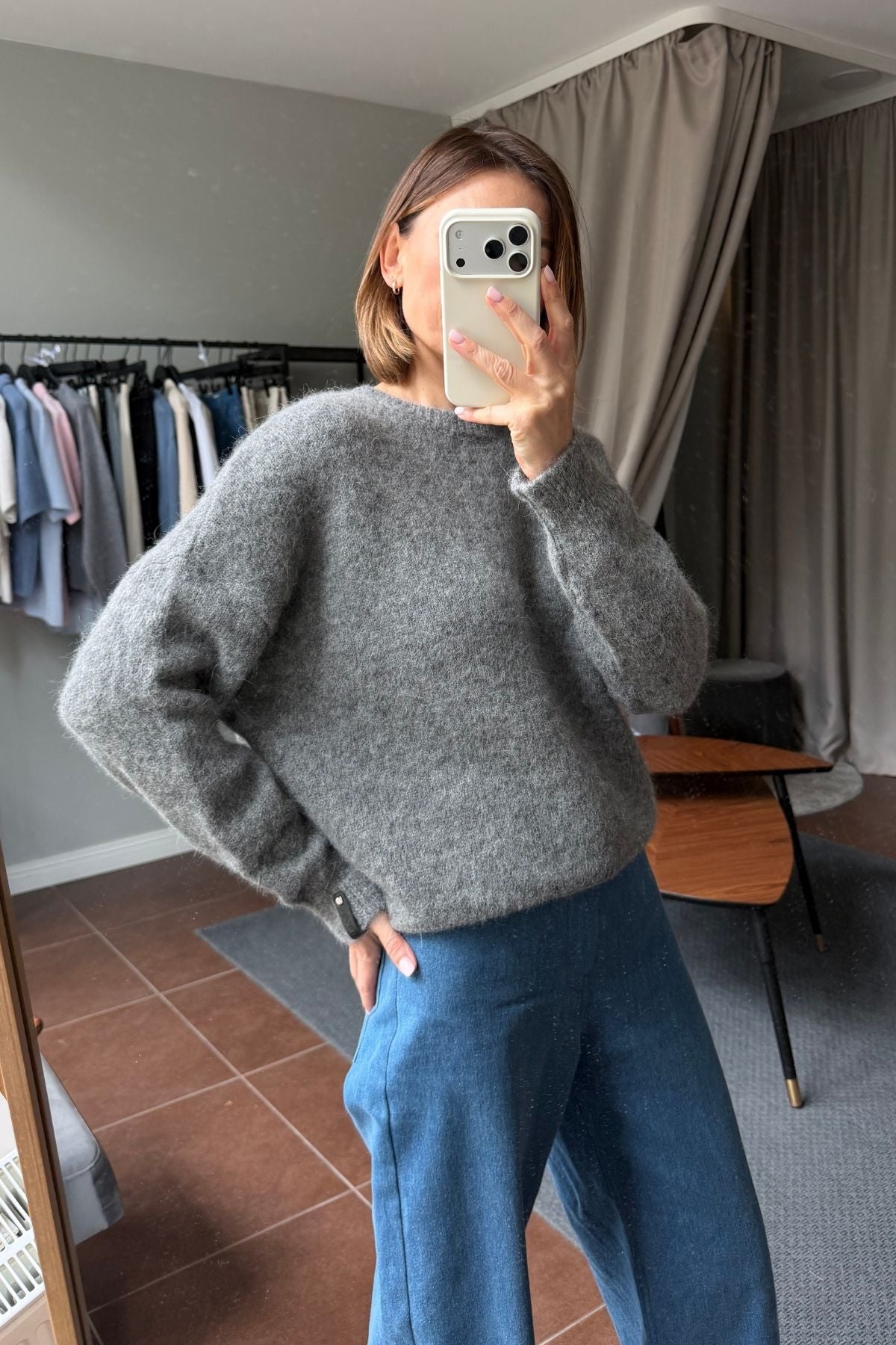 CHLOE grey sweater sample
