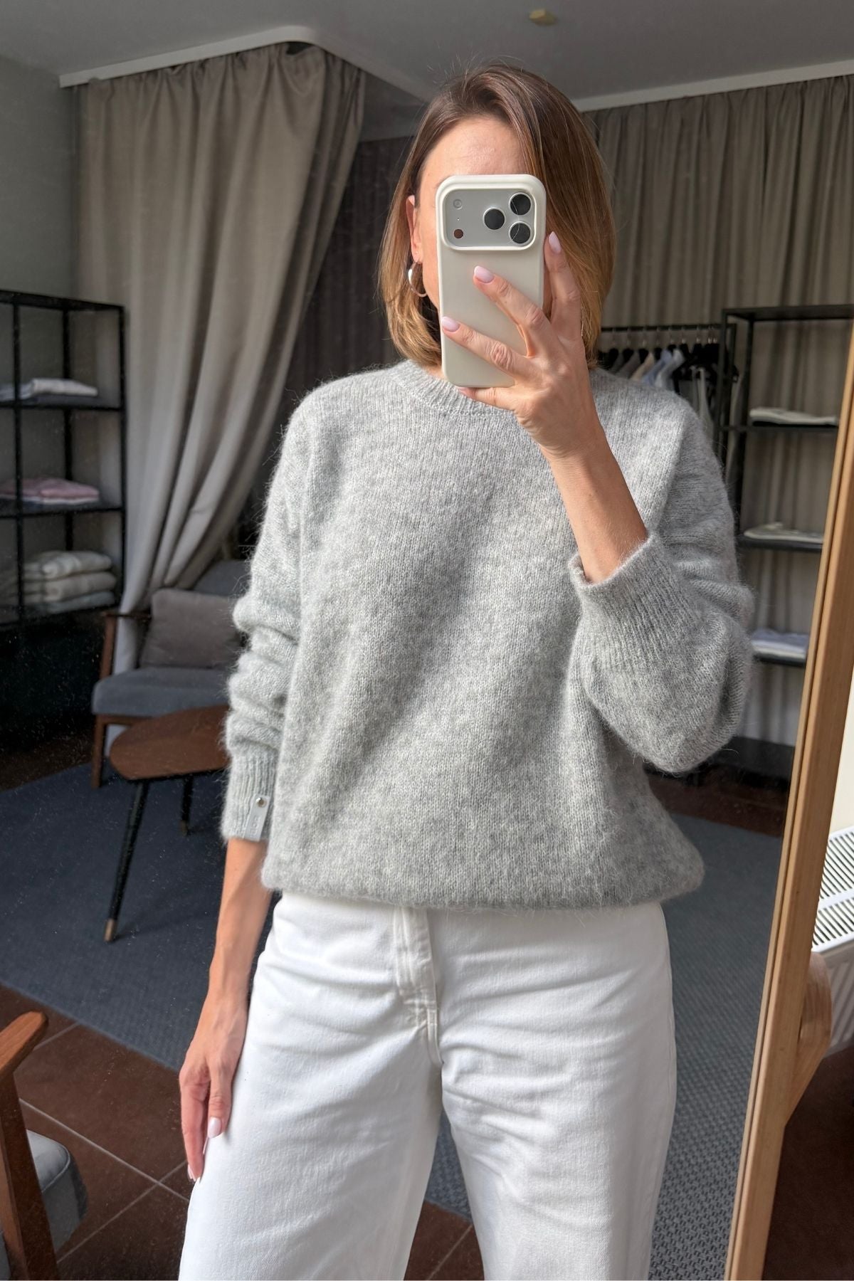 CHLOE light grey sweater sample