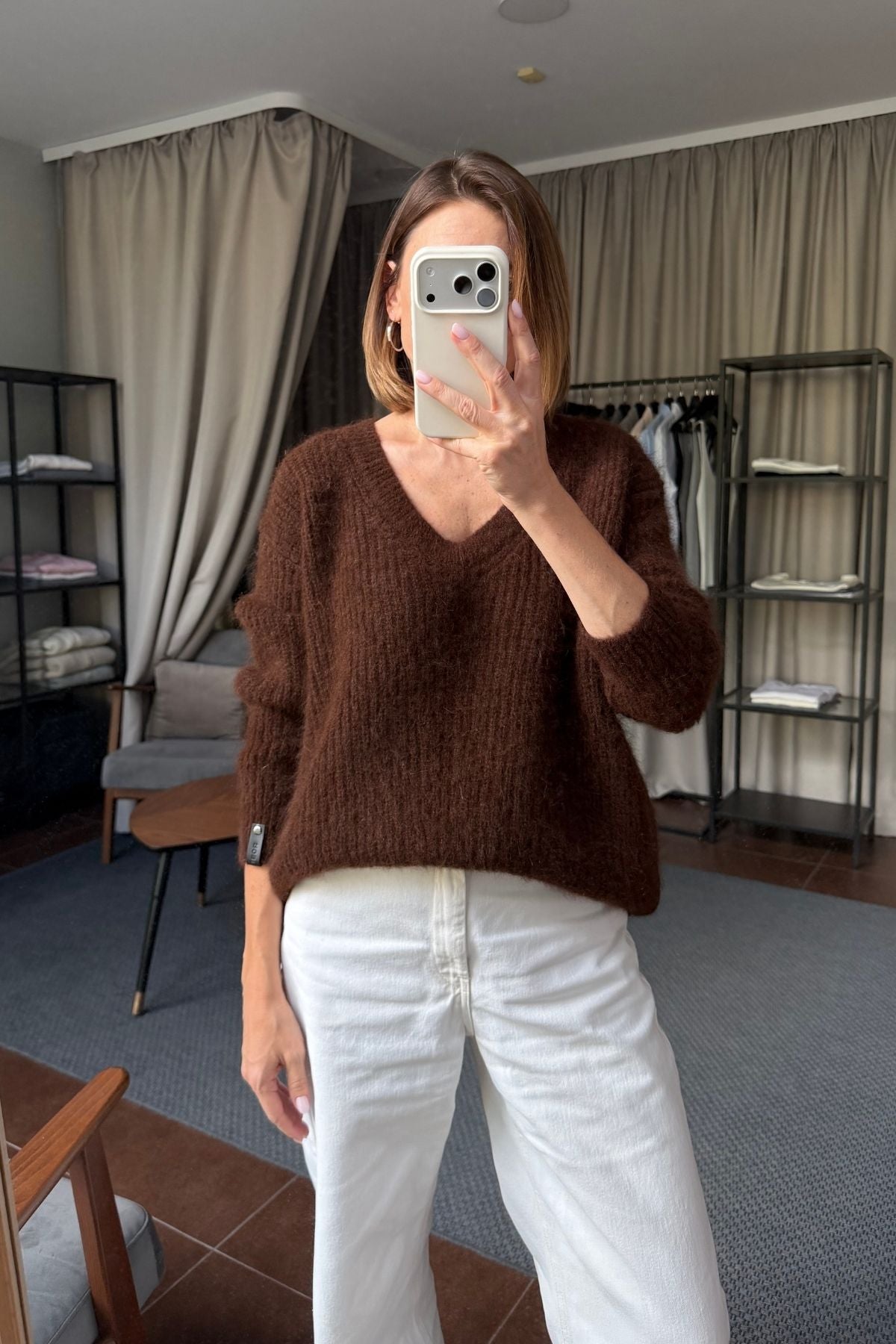 ELLE brown sweater sample
