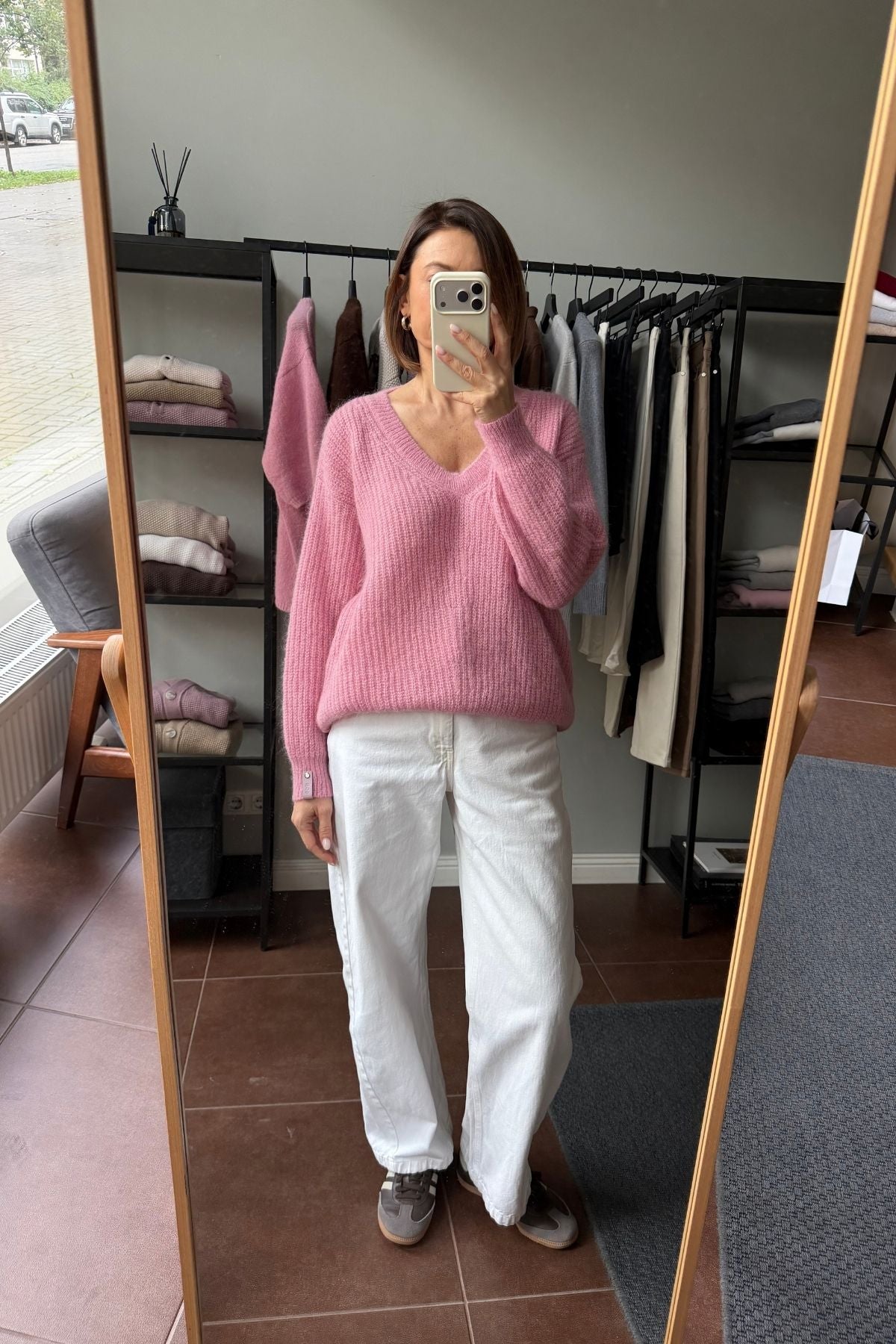 ELLE pink sweater sample