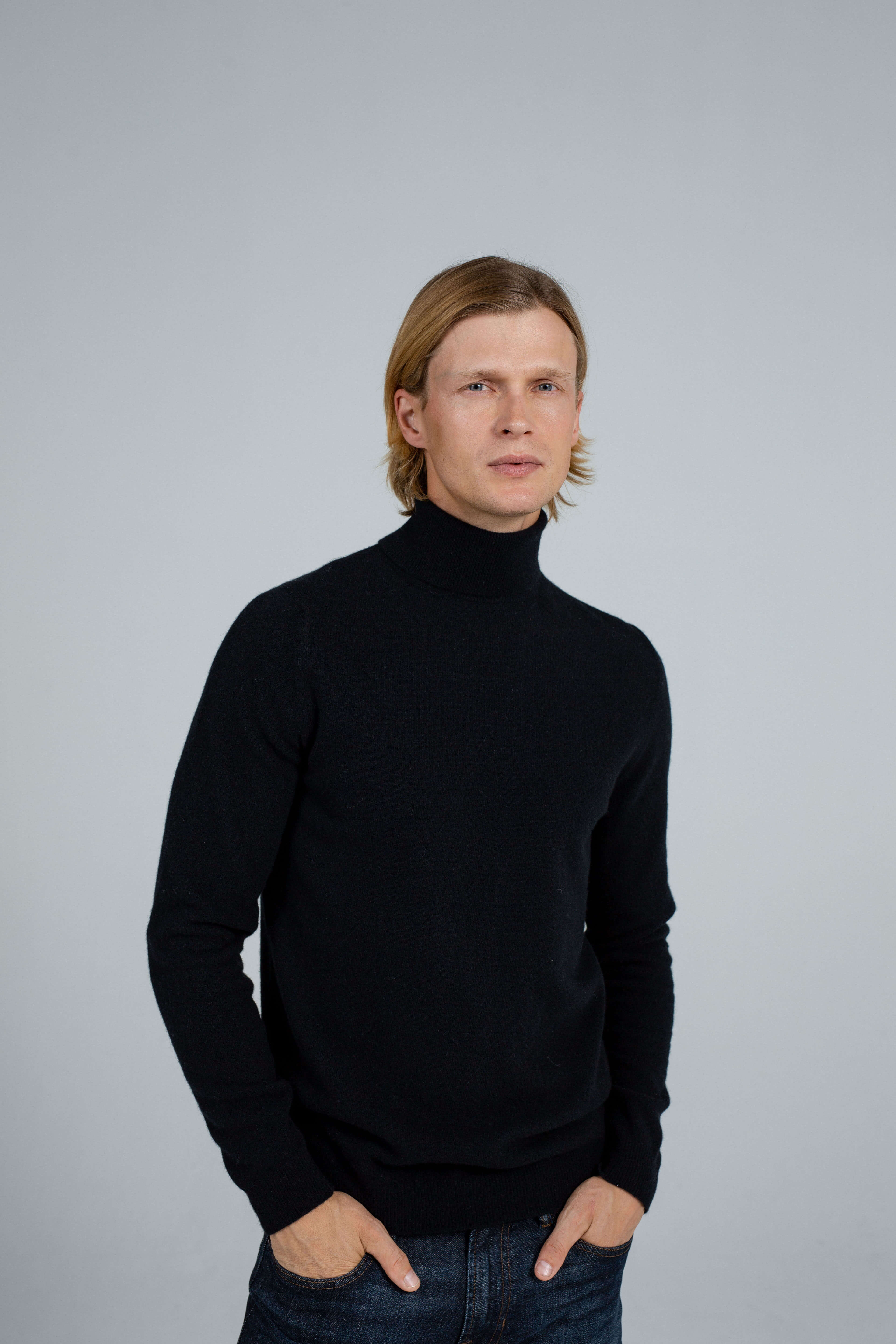 'Gabriel' turtleneck sweater