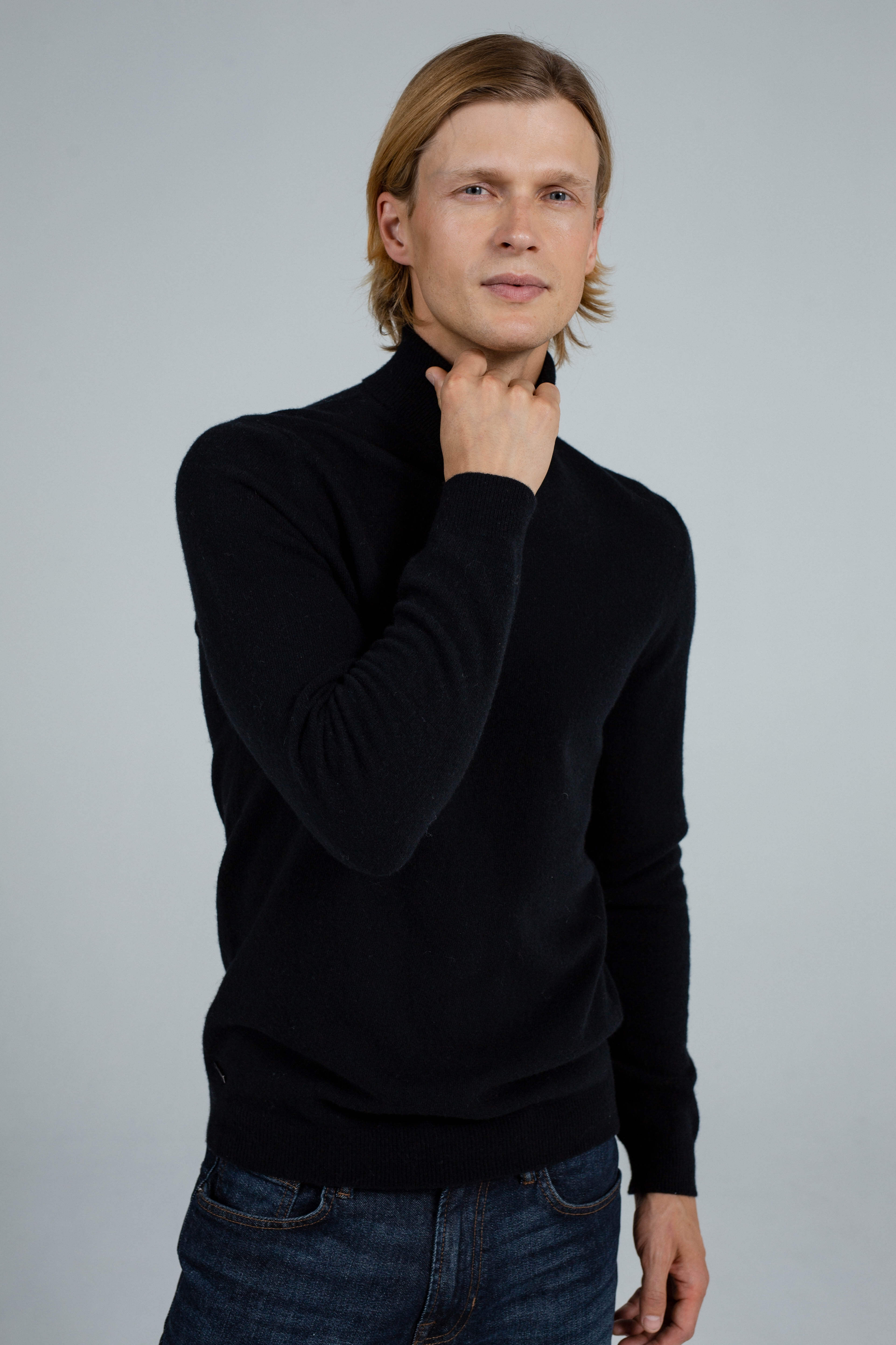 'Gabriel' turtleneck sweater