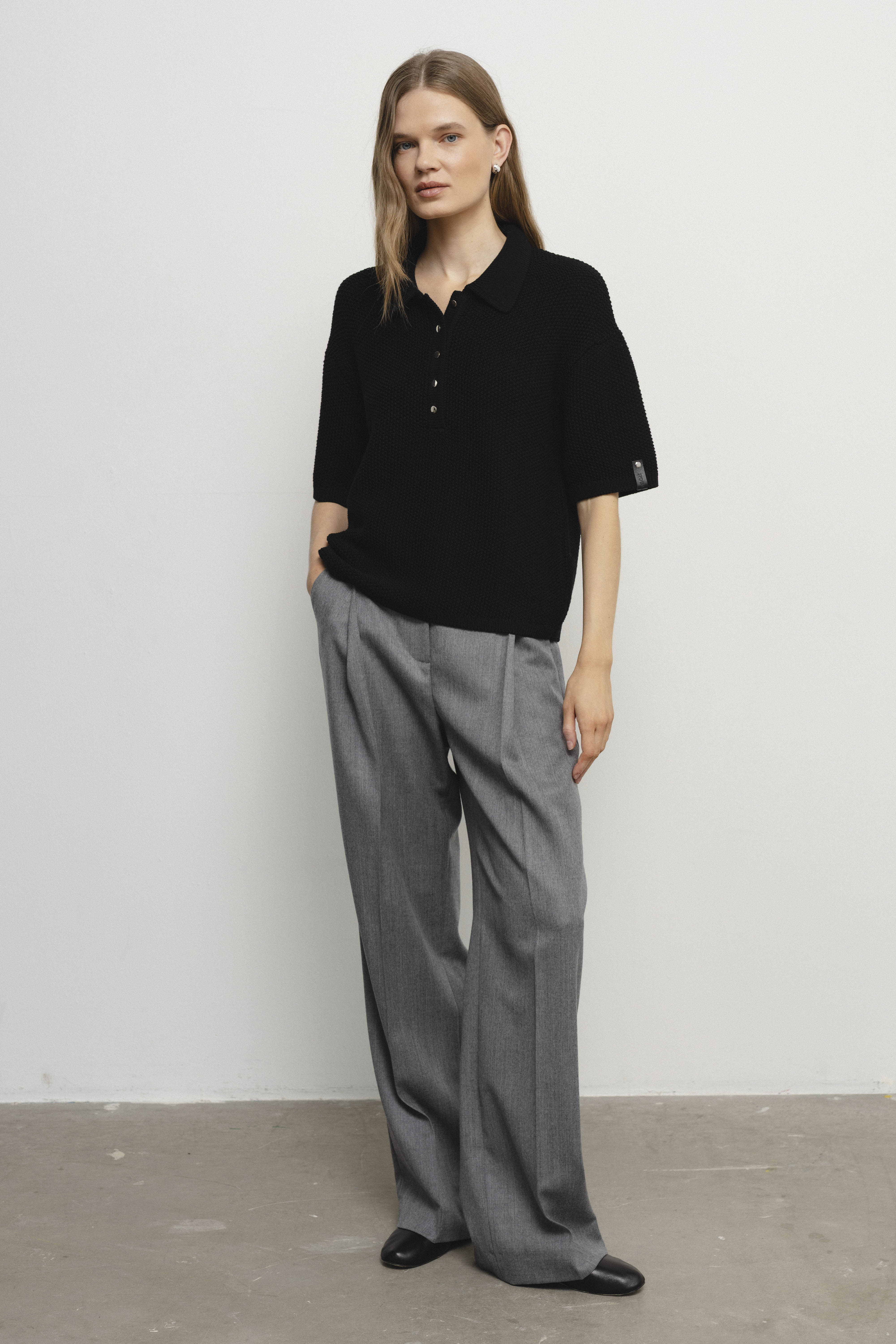 GISELLE black blouse sample