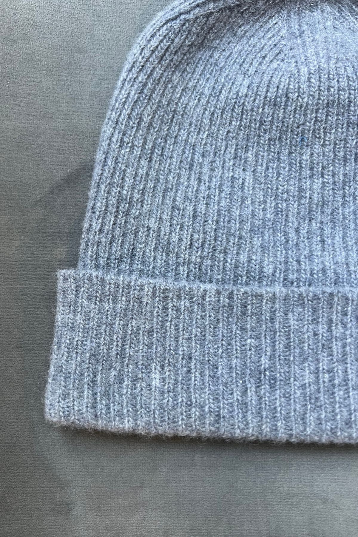 Cashmere & merino wool hat sample