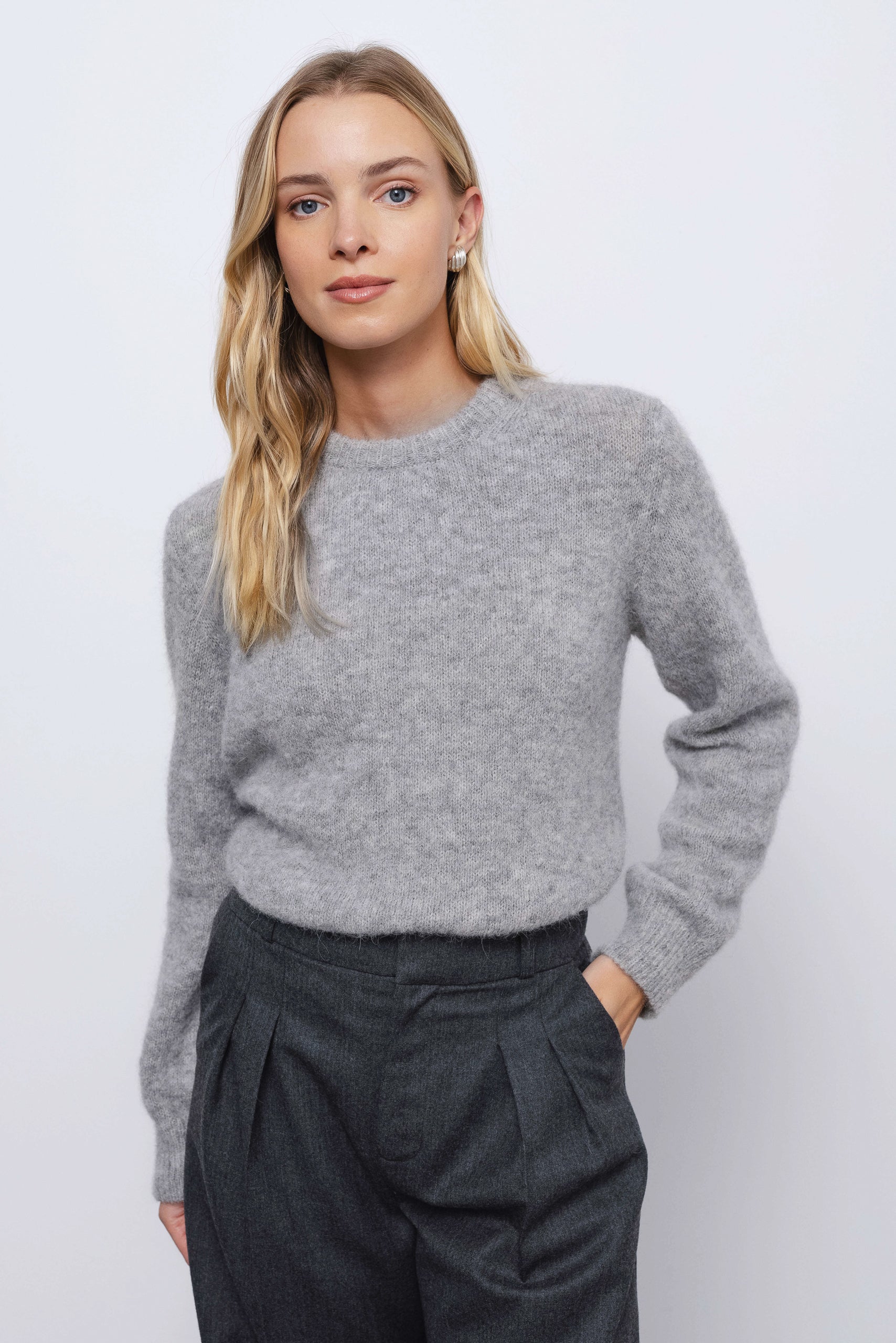 'Isa' sweater