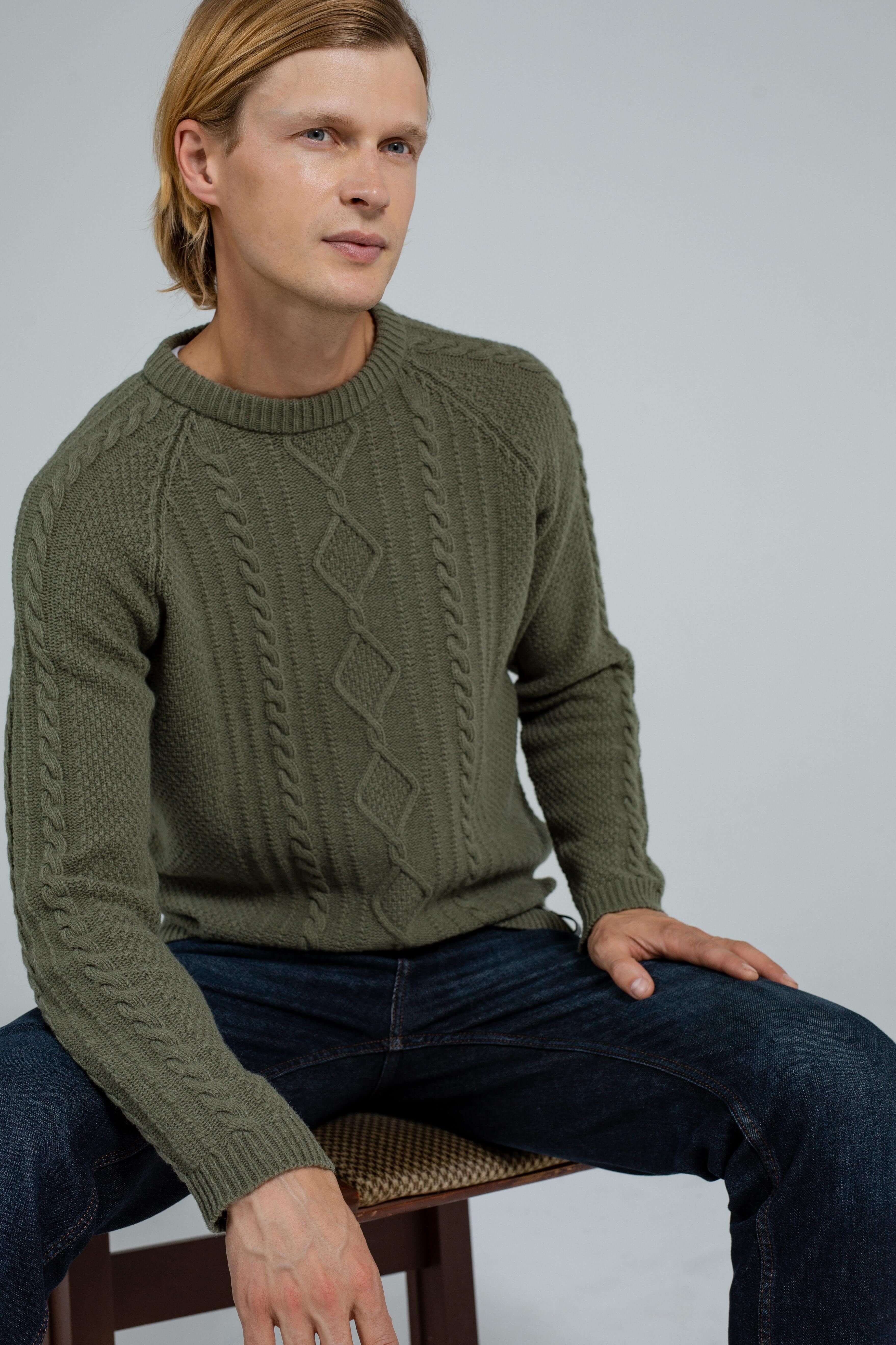 'Max' chaki sweater