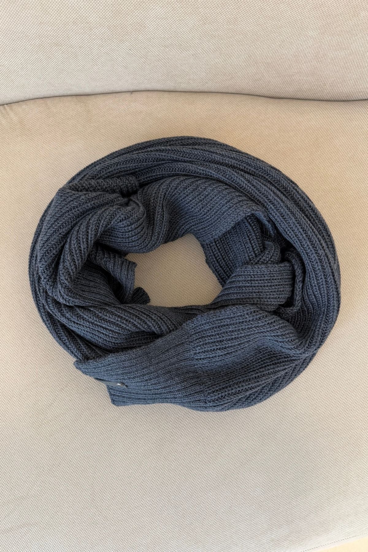 'Monet' dark grey scarf