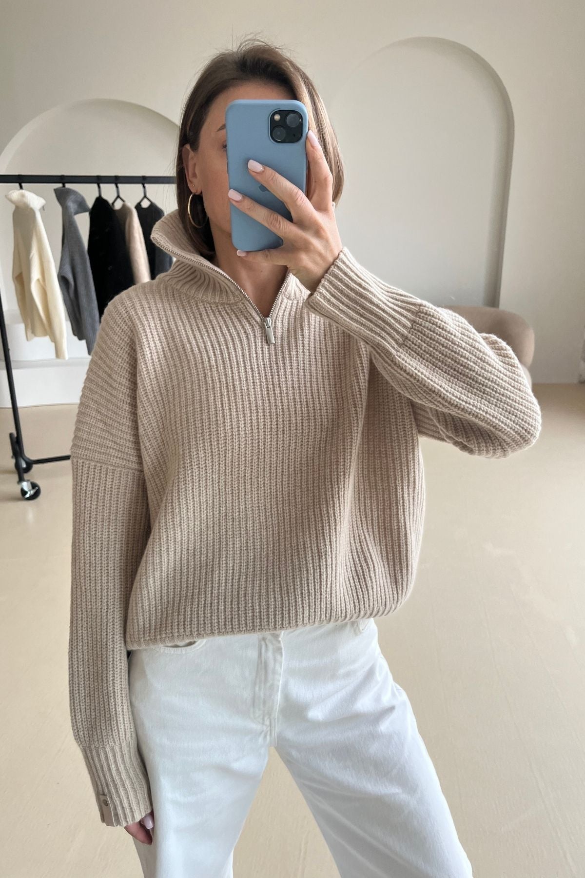 'Monique' light sand sweater