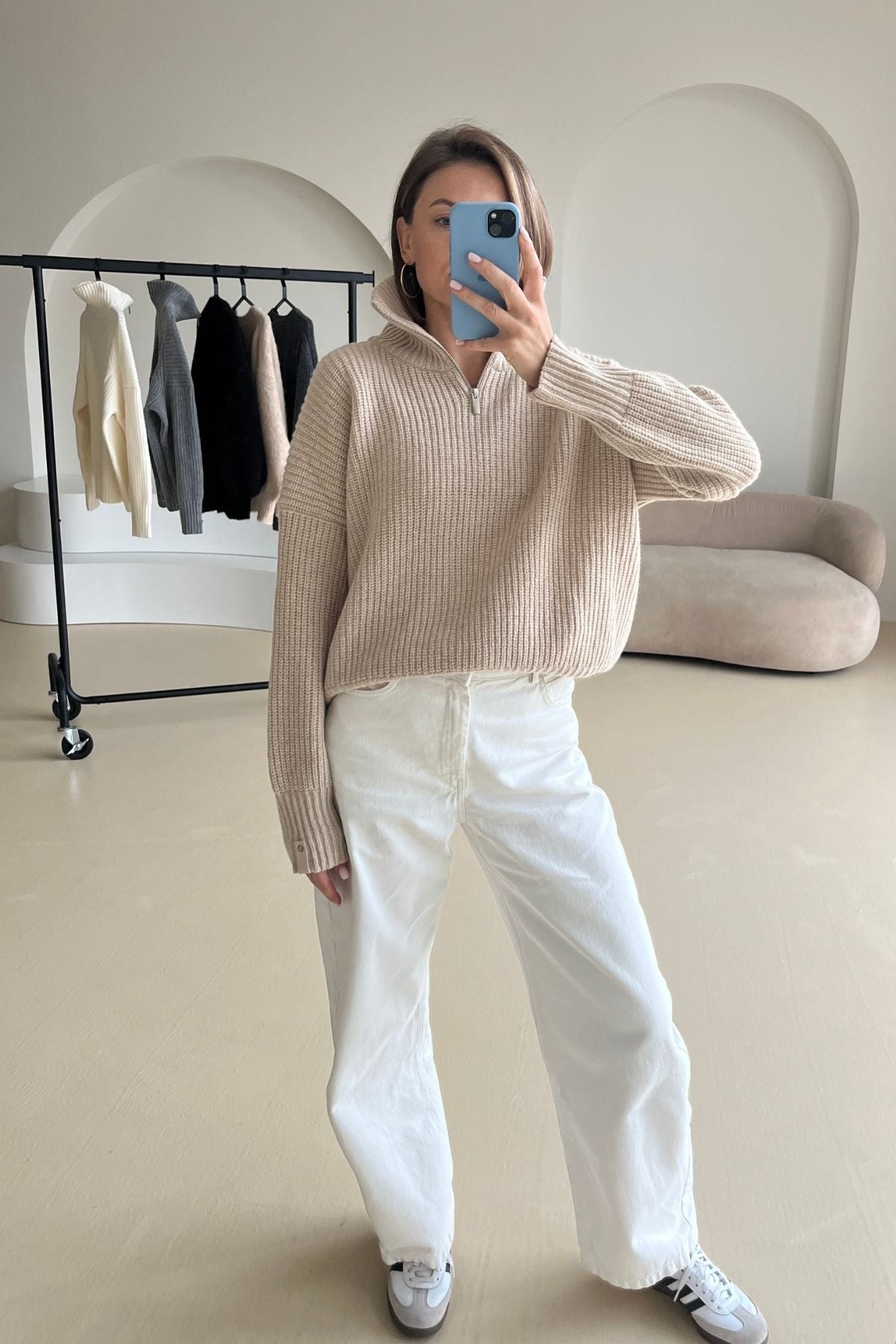 'Monique' light sand sweater