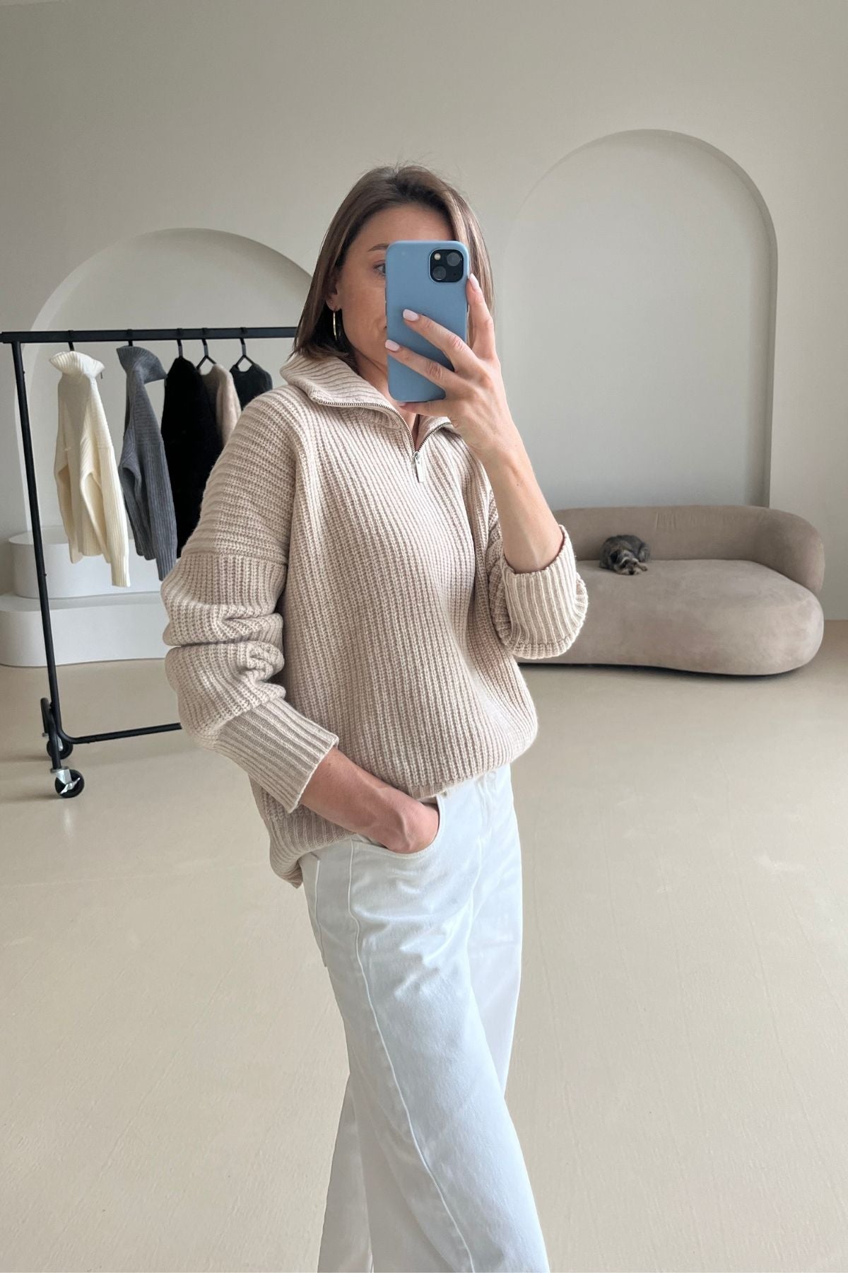 'Monique' light sand sweater