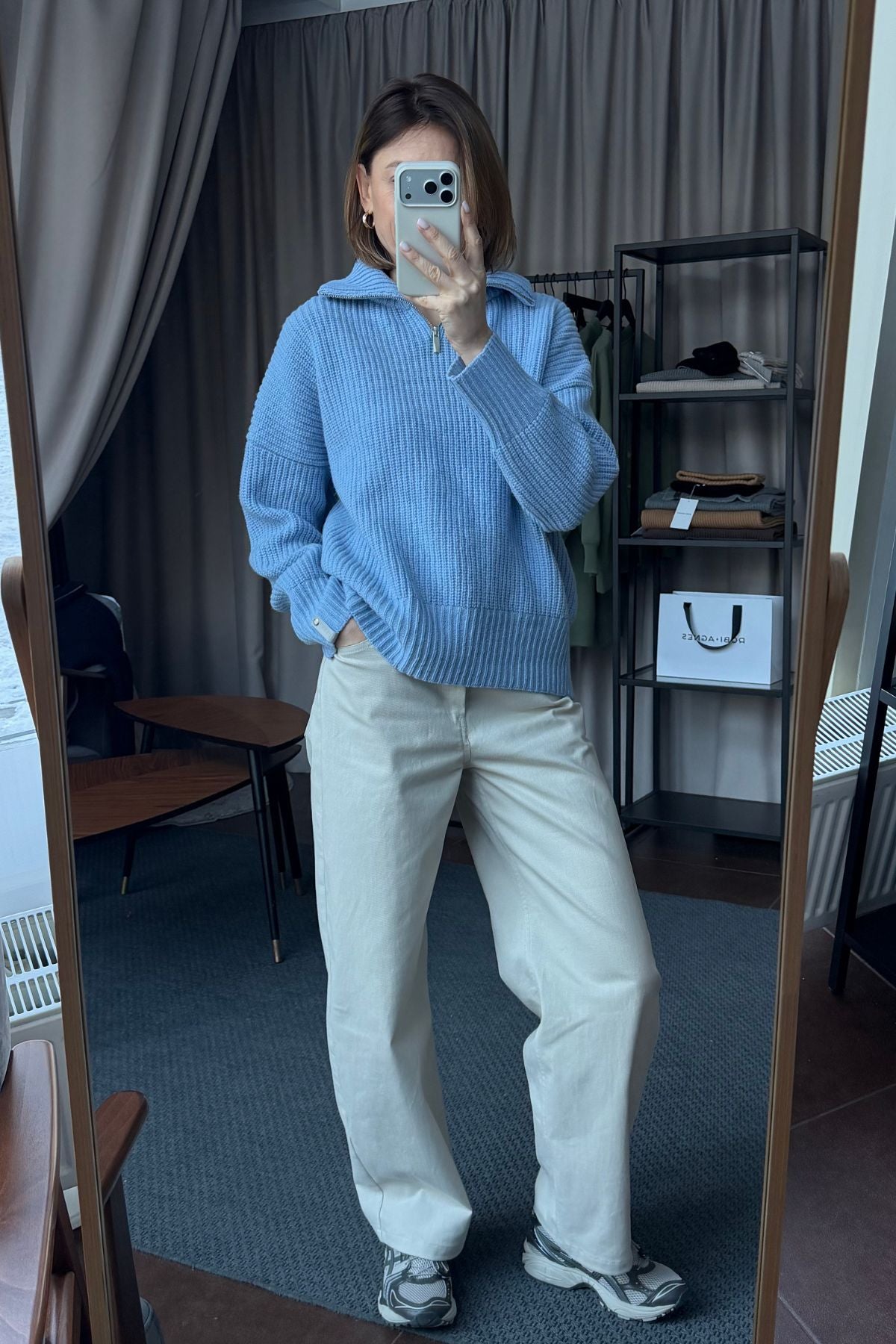 'Monique' šviesiai mėlynas megztinis